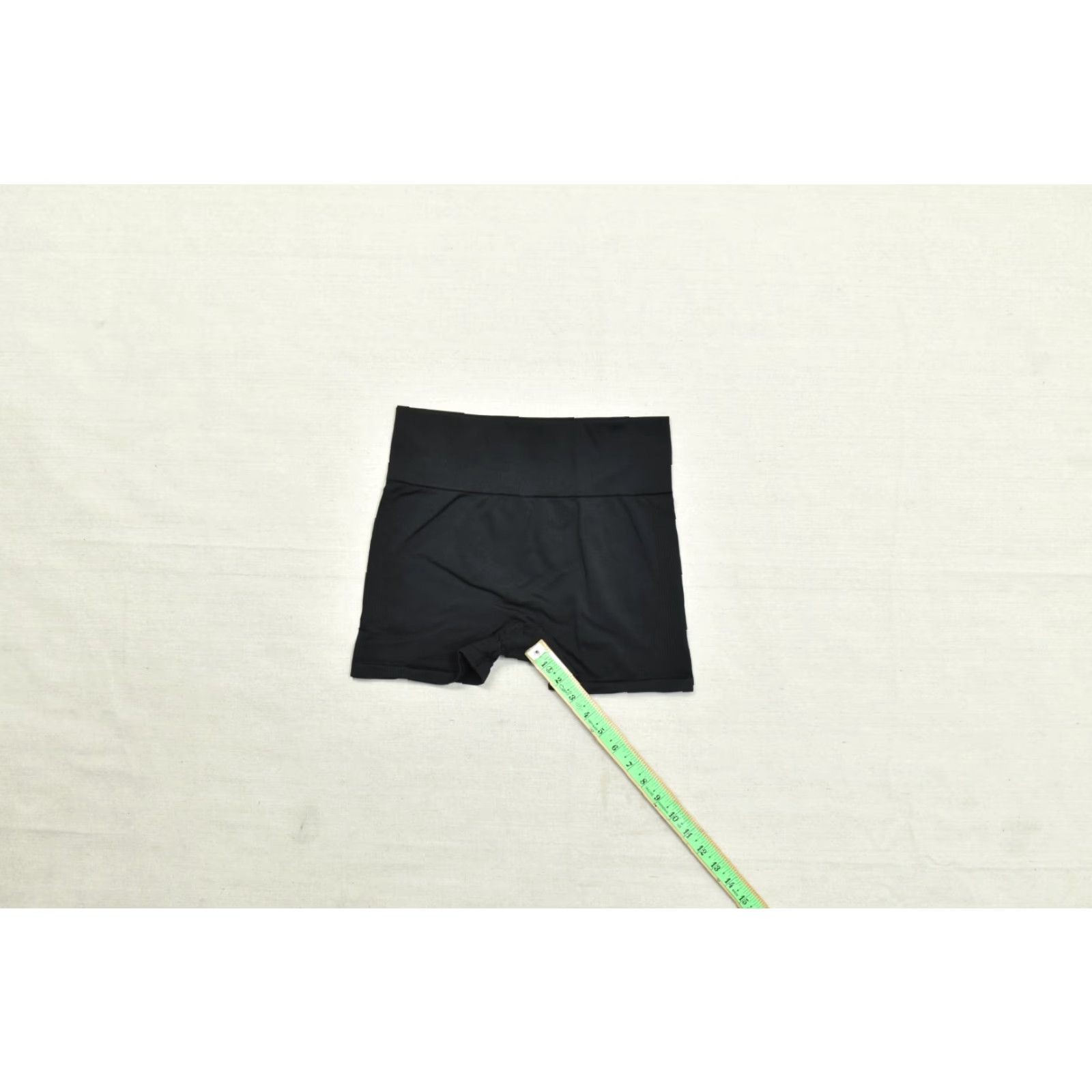 Pinko Victoria's Secret PINK Sport Black Seamless High Waist Athletic Booty Shorts M Women Black Logo Summer Spring Sweat Activewear Regular XS? (Error) Size 32" / US 10 / IT 46 - 5 Thumbnail