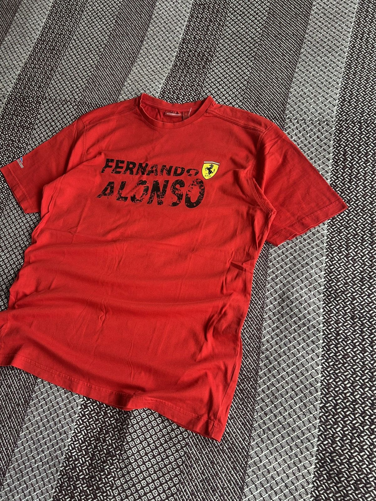Ferrari × Puma Vintage Puma x Ferrari Official Product Fernando Alonso Sz M Size US M / EU 48-50 / 2 - 2 Thumbnail