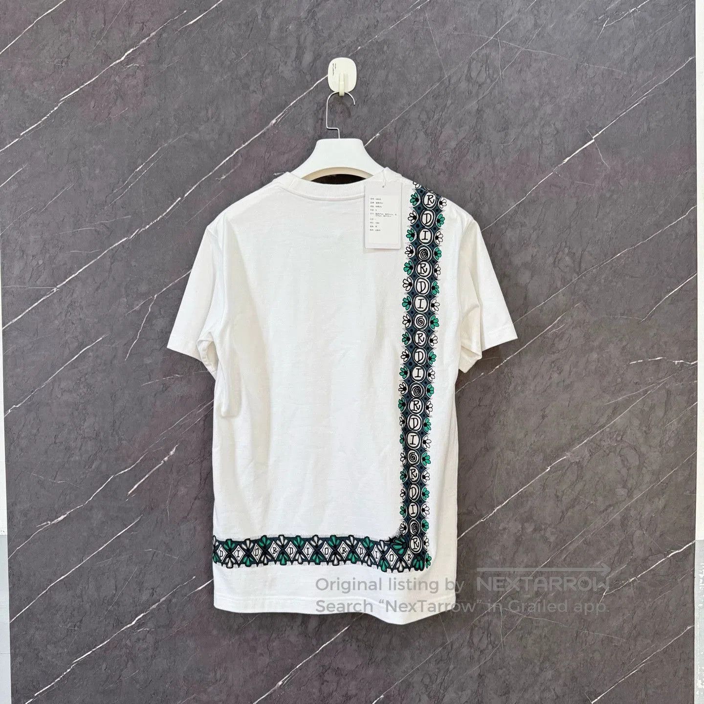 Dior dior short sleeve printed t-shirt size S. Size US S / EU 44-46 / 1 - 2 Thumbnail