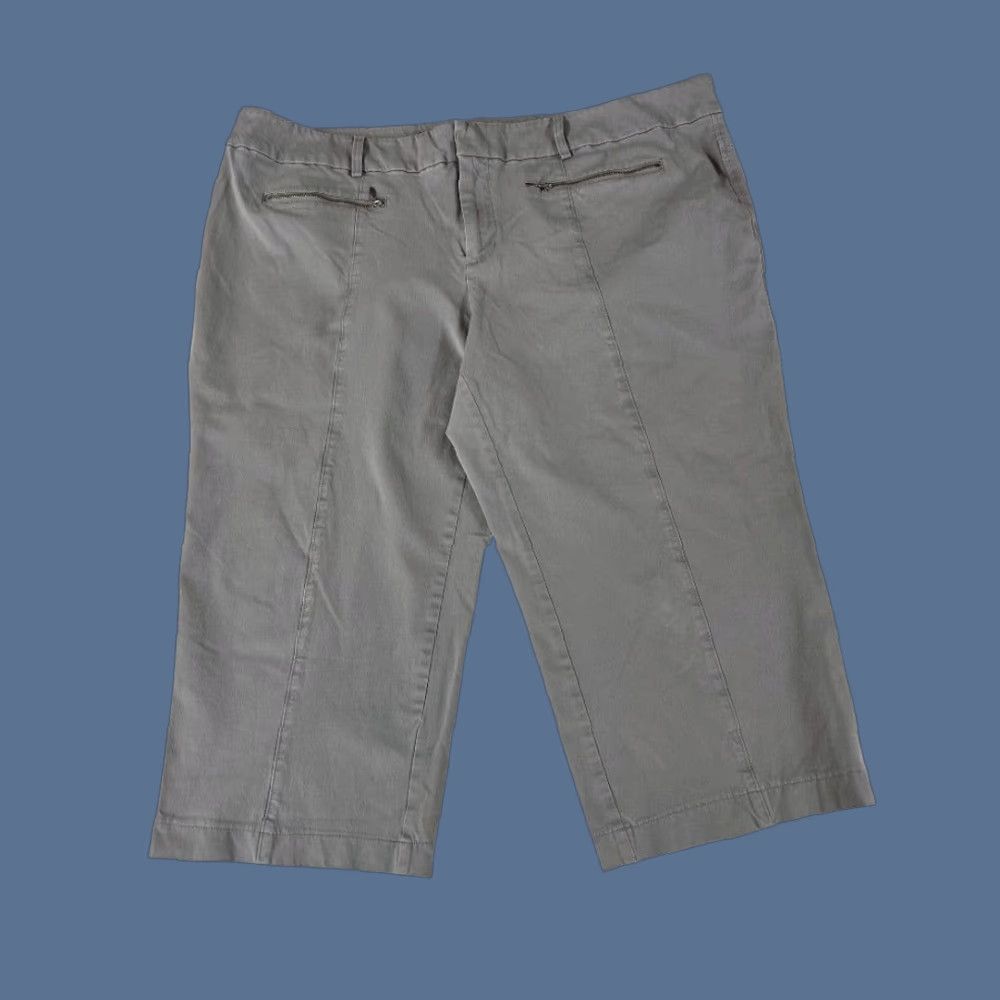 Vintage INC International Concepts Pants Women 24W Gray Capri 21" Inseam Size 42" / US 20 - 1 Thumbnail