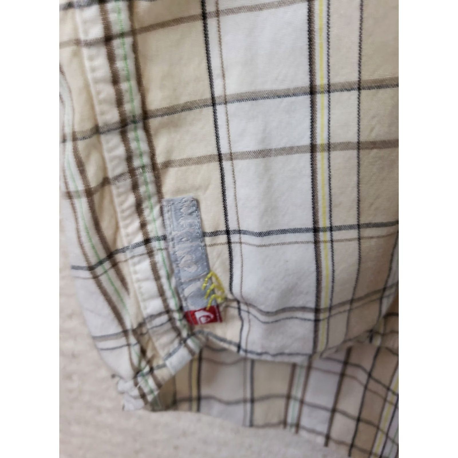 Quiksilver Quiksilver Shirt Men’s M Beige Green Plaid Button-Up Short Sleeve Casual Cotton Multicolor Button-Down Collar 90s Beach Outdoor Mens Regular Size US M / EU 48-50 / 2 - 7 Thumbnail