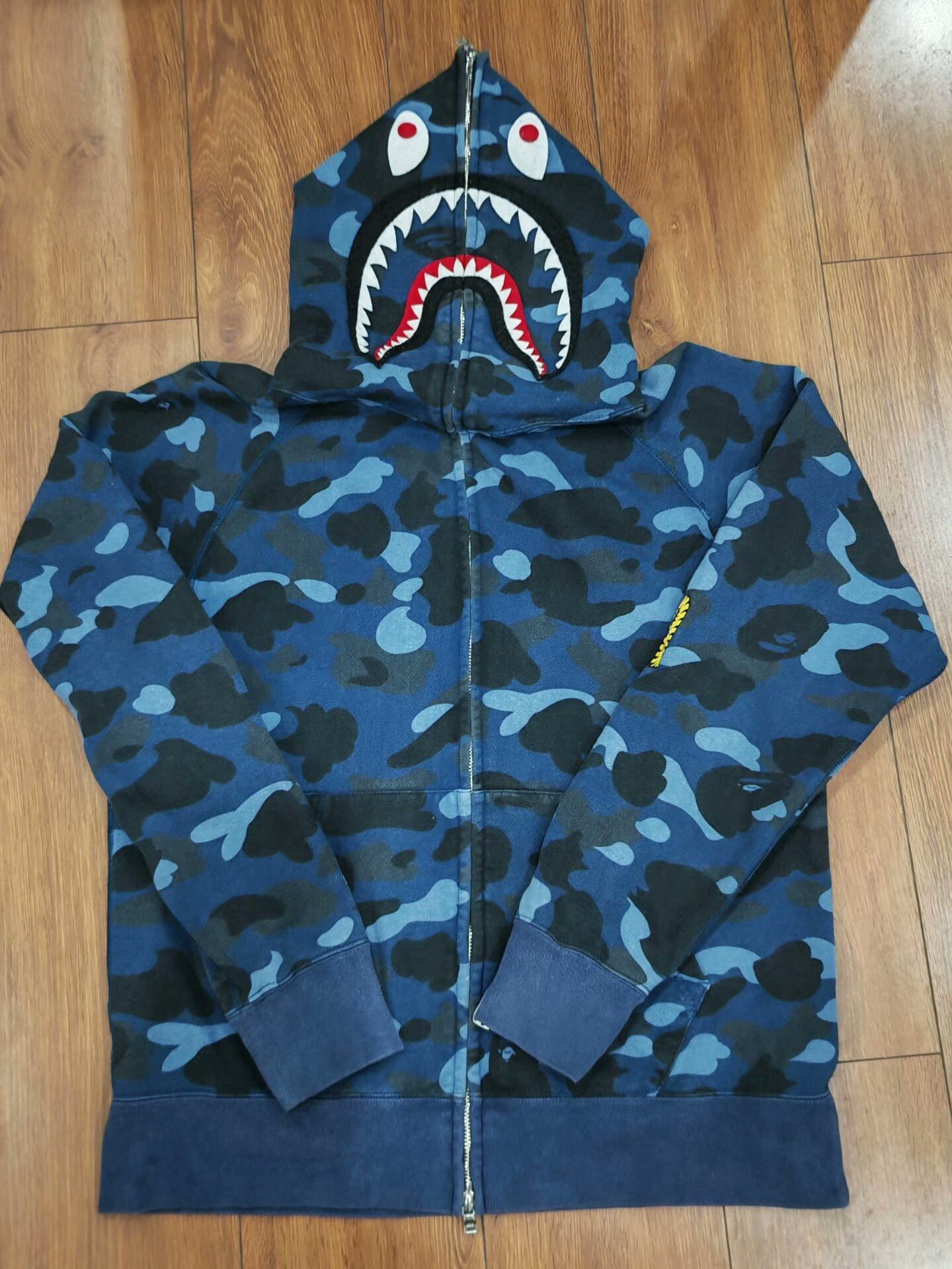 Bape Bape Shark Camo Black Light Jacket L Men Size US L / EU 52-54 / 3 - 1 Thumbnail