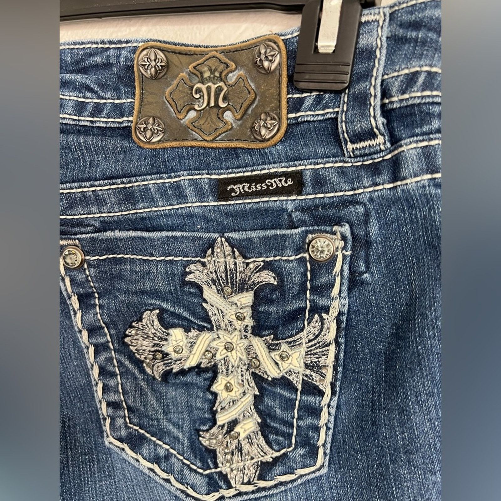 Miss Me Miss Me JP5445T3 Women 28 Dark Wash Cross Straight Leg Jeans Size 28" / US 6 / IT 42 - 5 Thumbnail
