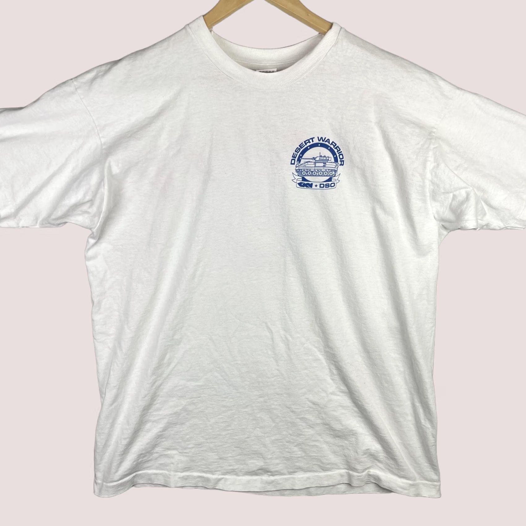 Fruit Of The Loom VINTAGE Desert Warrior Shirt Mens 2XL White Military GKN DSO 90s USA UK Desert Warrior Shirt Mens 2XL White Military GKN DSO 90s USA UK Size US XXL / EU 58 / 5 - 1 Thumbnail