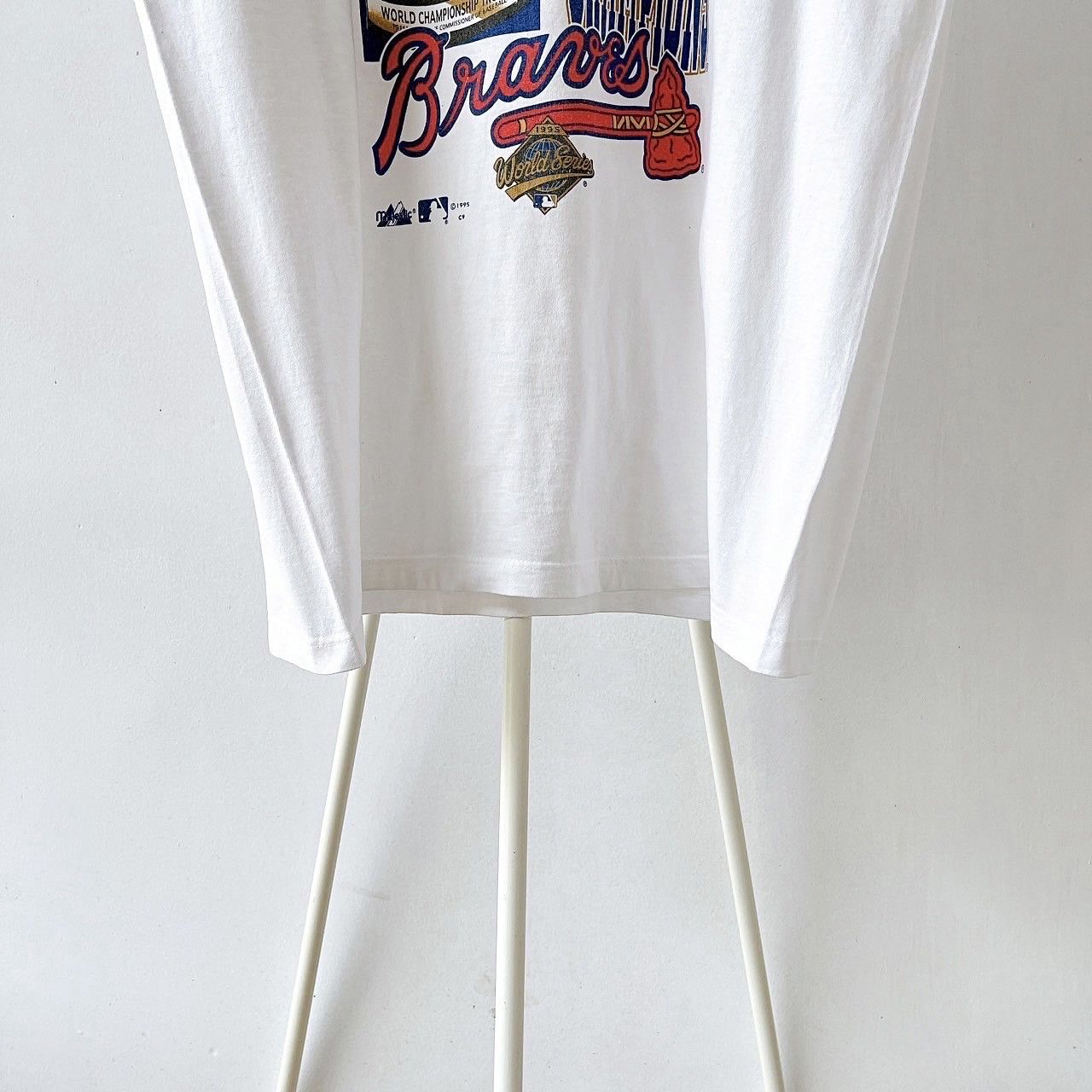 Majestic × Vintage 90s Atlanta Braves MLB t-shirt/ XL Size US XL / EU 56 / 4 - 4 Thumbnail