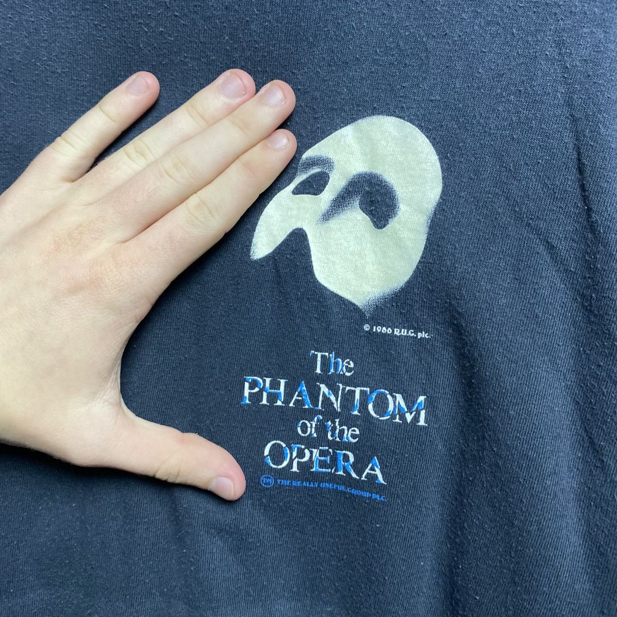 Band Tees Vintage The Phantom Of The Opera 1986 rock band tee size XL Size US XL / EU 56 / 4 - 3 Thumbnail