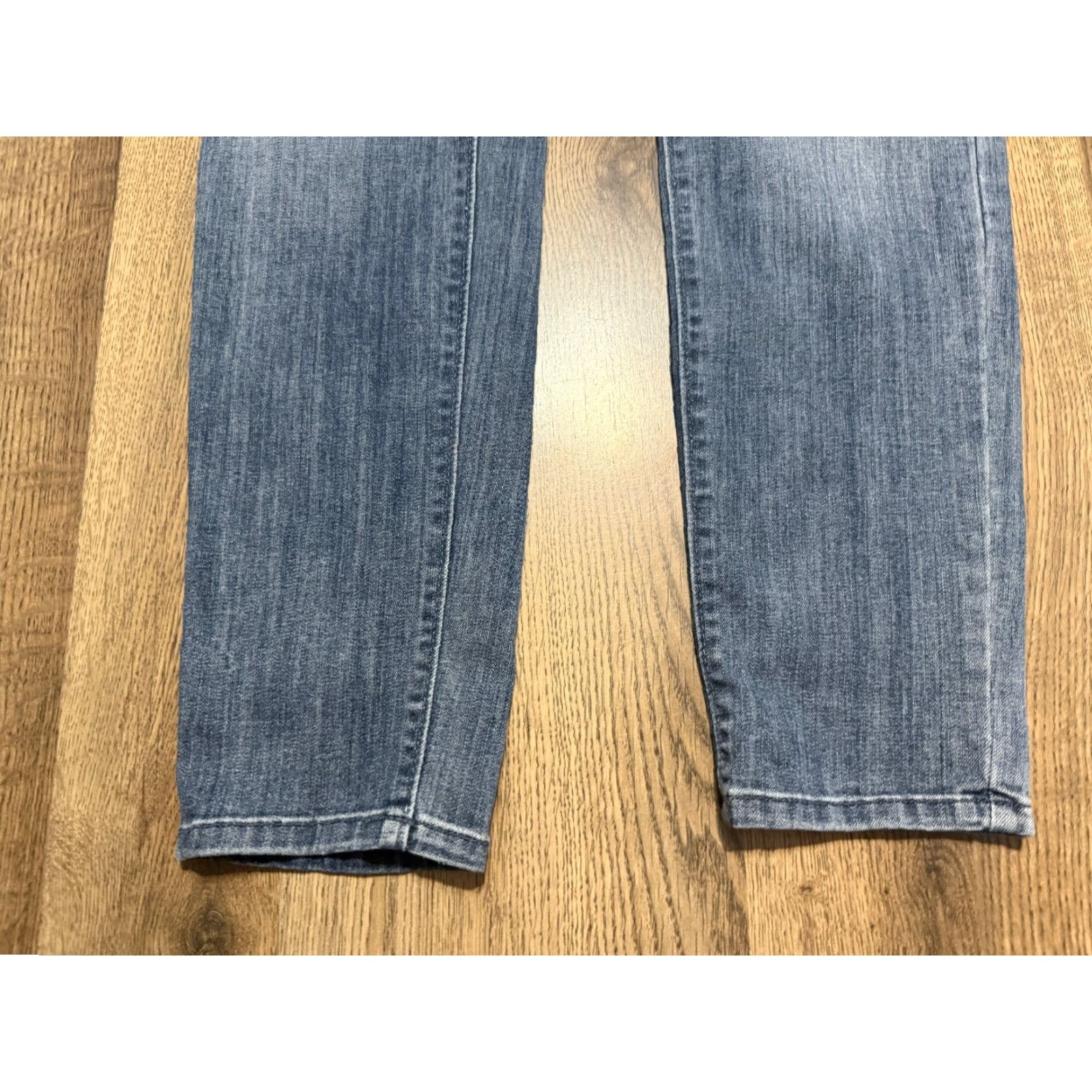 Vintage Simply Vera Vera Wang Jeans Women Size 8 Blue Denim Straight Leg Mid Rise 5-Pocket Design Stretch Size 30" / US 8 / IT 44 - 3 Thumbnail