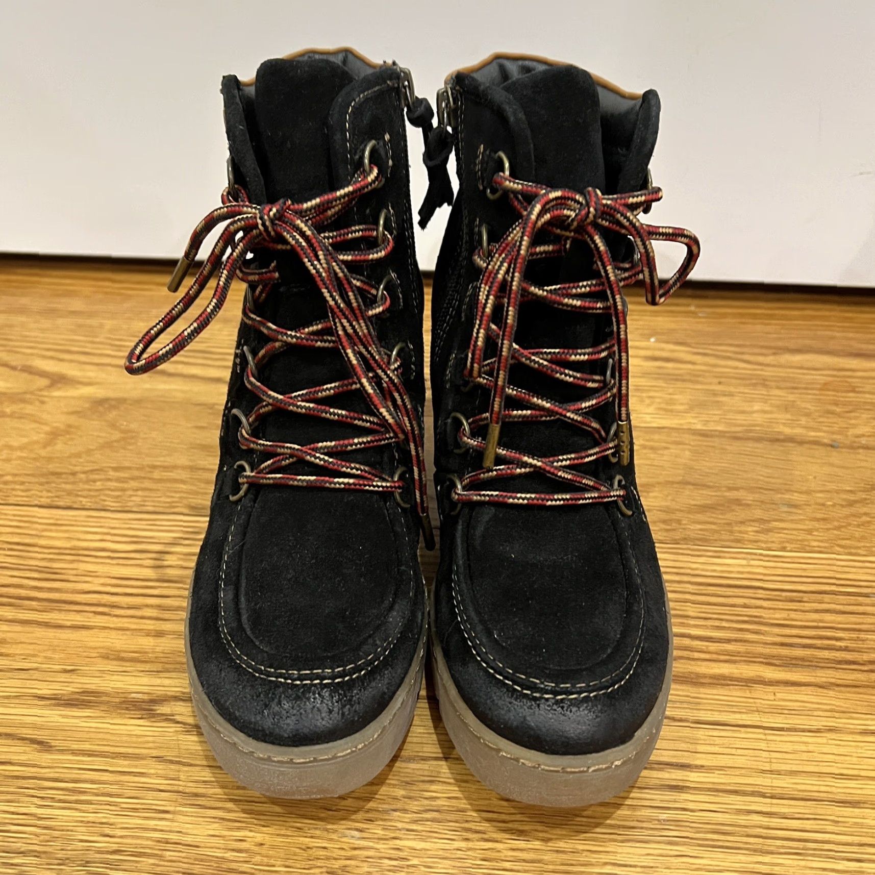 Vintage VINTAGE No Brand Womens Bootie Size 7.5M Black Leather Suede Wedge Casual Fall Winter Size US 7.5 / IT 37.5 - 2 Thumbnail