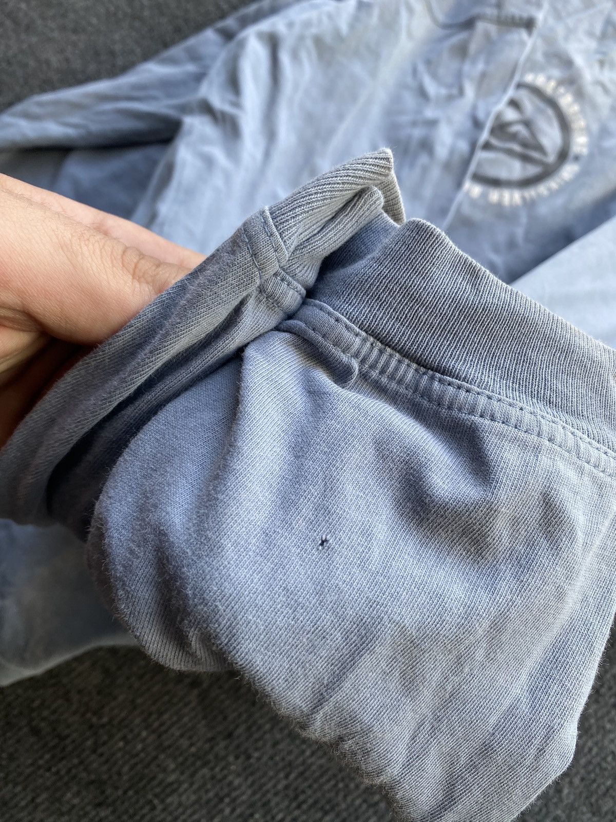 Quiksilver 🔥Quiksilver Faded Washed Dirty long sleeve vintage tee rare Size US S / EU 44-46 / 1 - 23 Thumbnail