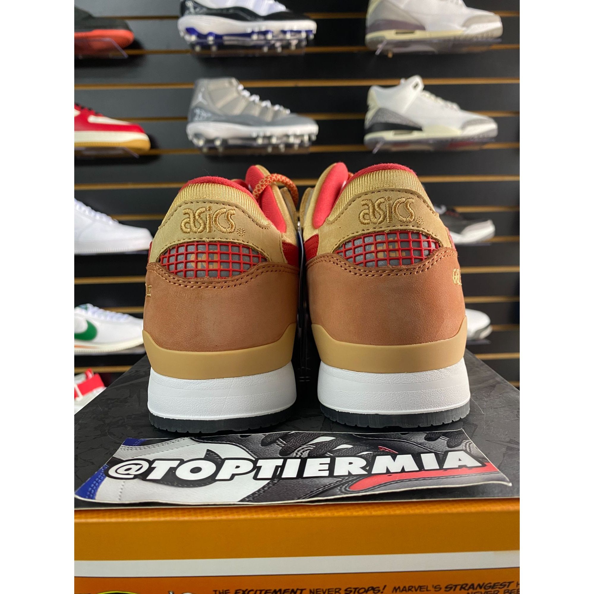 Asics ASICS GEL LYTE 3 X KITH X MARVEL REMASTERD GAMBIT SZ 9 BRAND Size US 9 / EU 42 - 4 Thumbnail