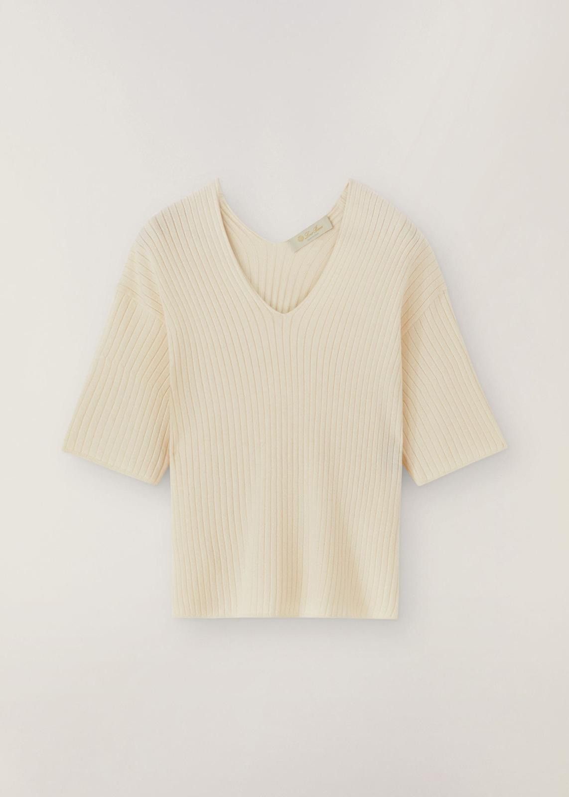 Loro Piana o1srvl11e1024 Cocooning V-Neck Short Sleeve T-Shirt in Cream Size M / US 6-8 / IT 42-44 - 1 Thumbnail