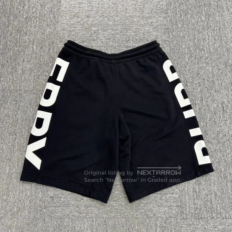 Burberry Burberry Letter Print Black Shorts. Size US 36 / EU 52 - 2 Thumbnail