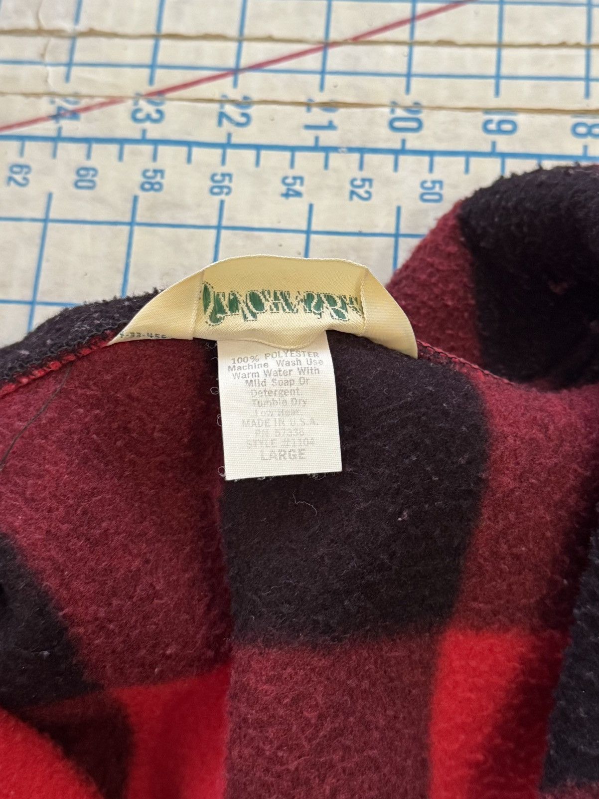St. Johns Bay Vintage St. Johns Bay 1/4 Zip Buffalo Plaid Fleece Mens Larg Size US L / EU 52-54 / 3 - 9 Thumbnail
