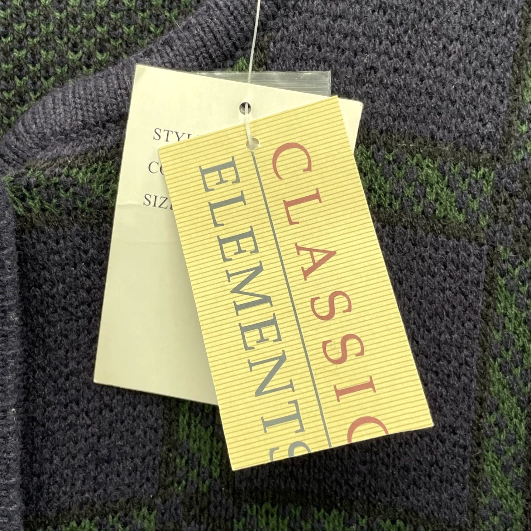 Vintage VINTAGE Classic Elements Cardigan Unisex Adults Large Plaid 90s Preppy Academia Blue Knit Chunky Oversized Button Embroidered Long Sleeve Round Neck Size L / US 10 / IT 46 - 3 Thumbnail