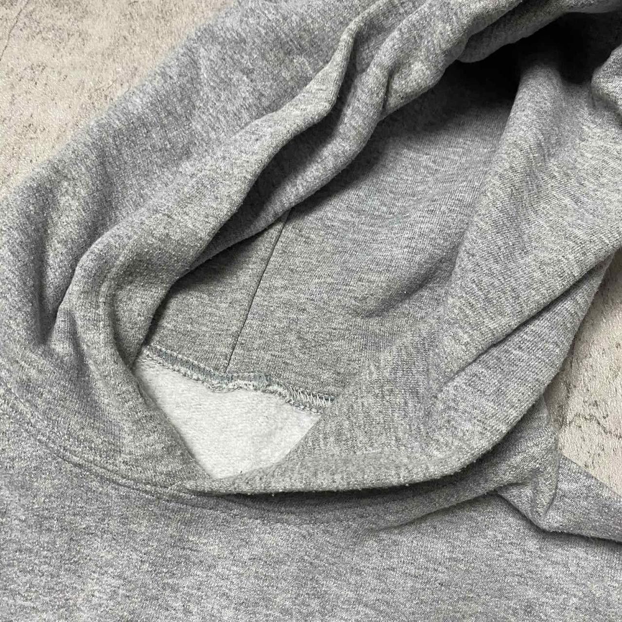 Other Grey crew neck sweatshirt with a relaxed fit #loungewear Size US M / EU 48-50 / 2 - 3 Thumbnail