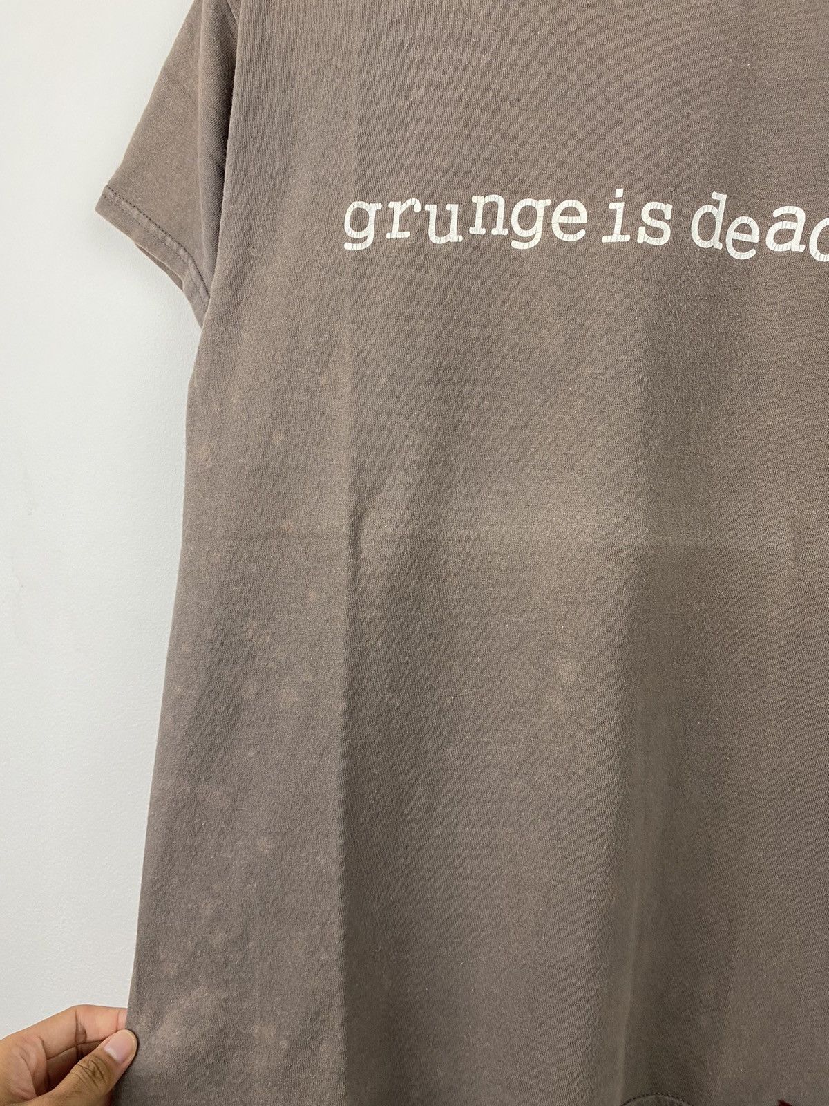 Band Tees Vintage Y2K Grunge Is Dead T-shirt Size US S / EU 44-46 / 1 - 3 Thumbnail