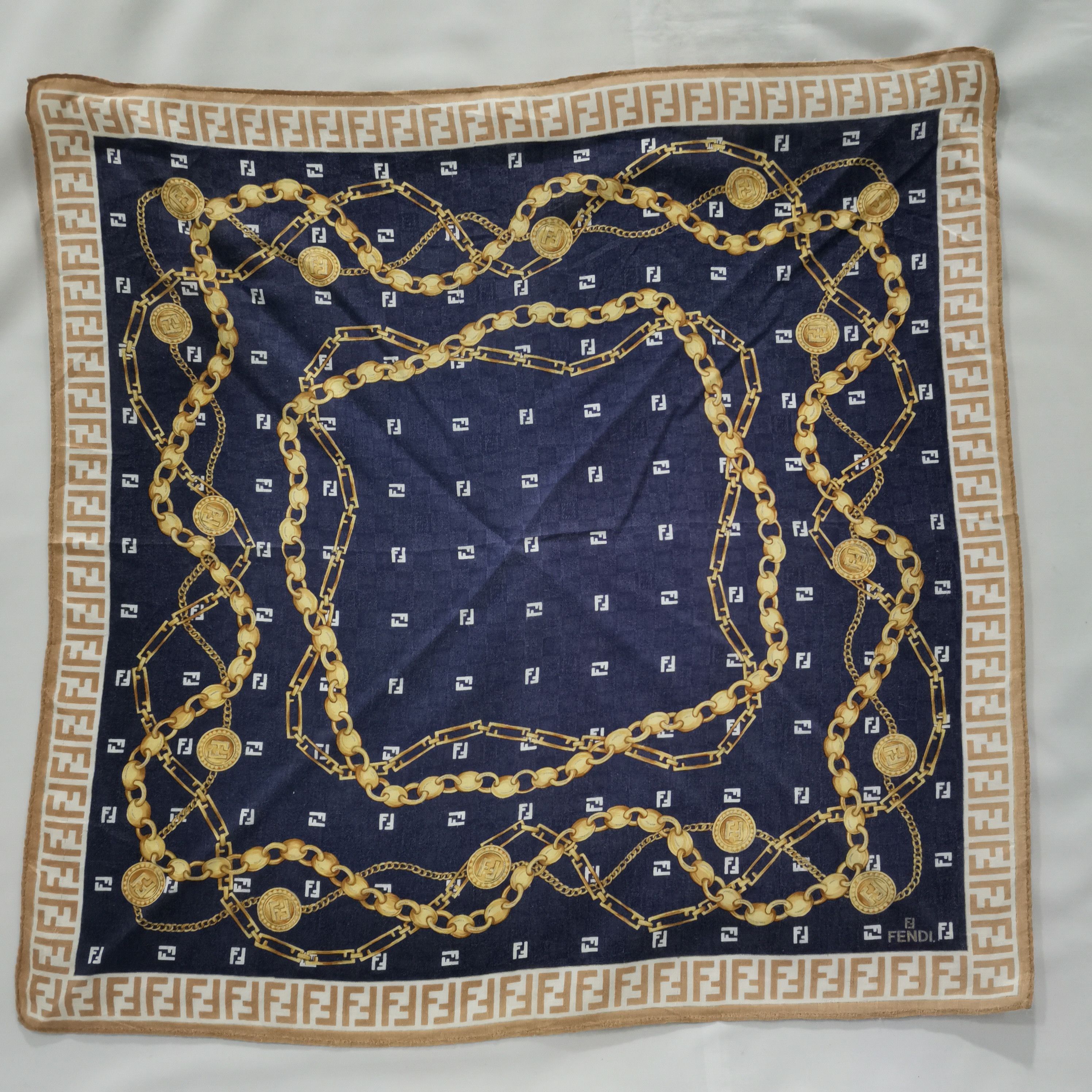 Fendi FENDI HANDKERCHIEF/ BANDANA/ SCARF Size ONE SIZE - 2 Thumbnail