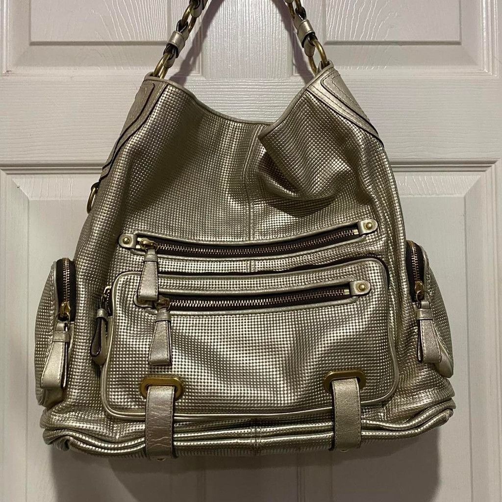 Coach Coach Gold metallic hobo bag with adjustable straps #glamour Size ONE SIZE - 3 Thumbnail