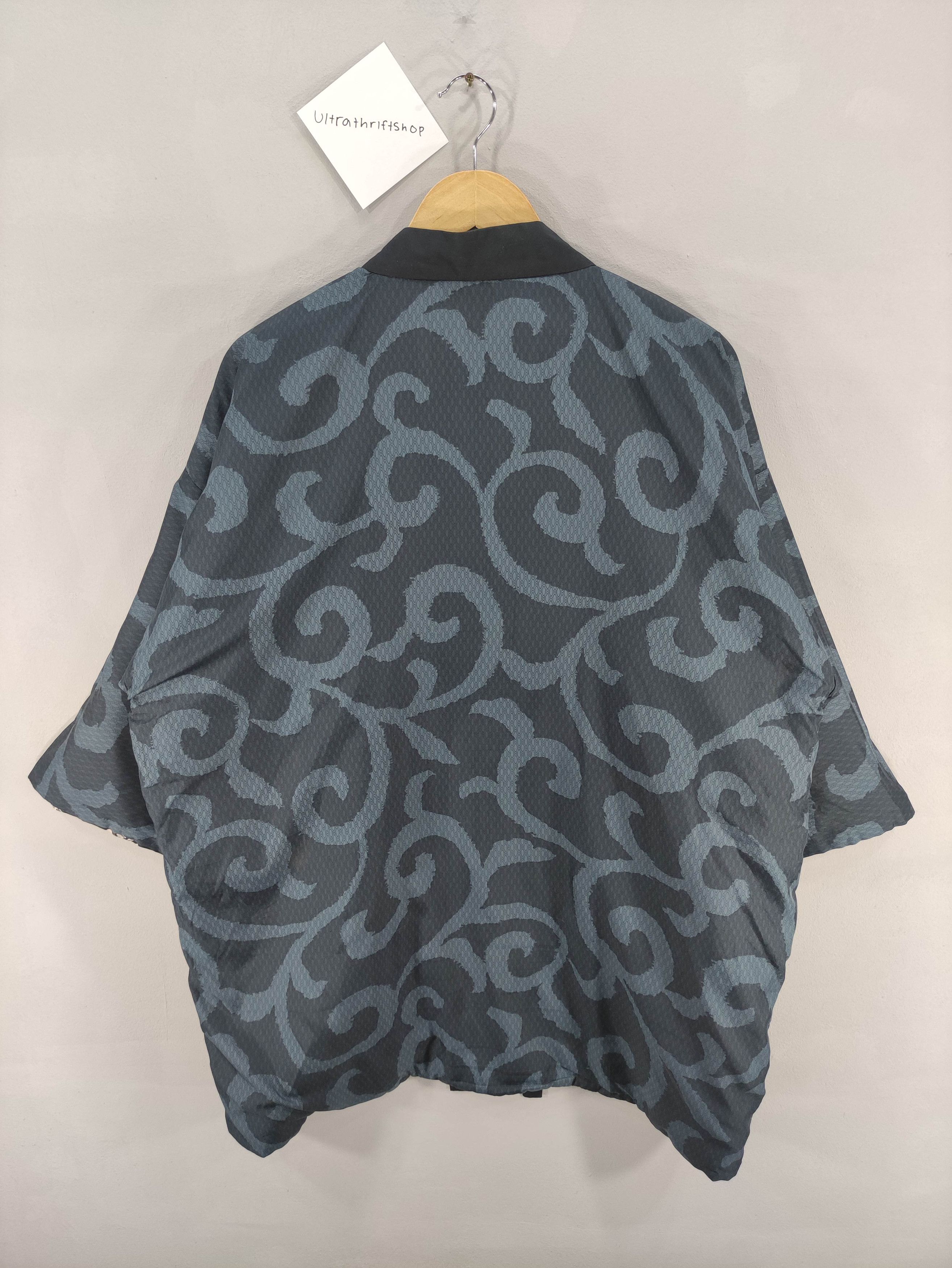 Komono Vintage Kimono Cardigan Skeleton Reversible Full Print Size US XL / EU 56 / 4 - 6 Thumbnail