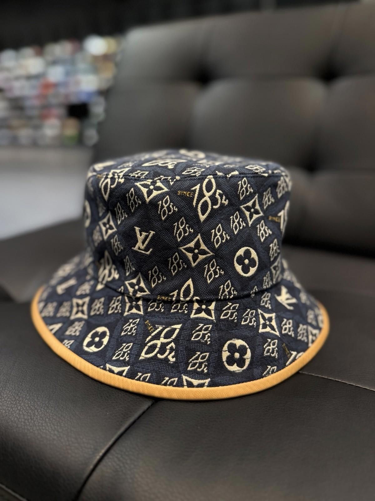 Louis Vuitton Louis Vuitton Monogram Jacquard Shine 1854 Bucket Hat Size ONE SIZE - 3 Thumbnail