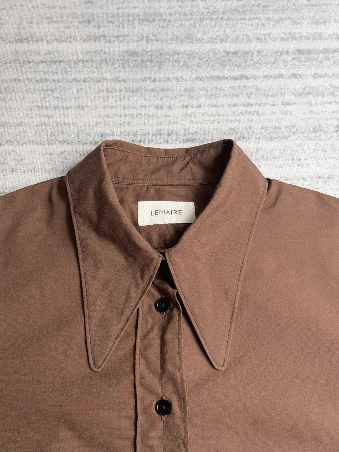 Lemaire Lemaire Cutaway Collar LS Minimalist Button Neutral Shirt Size XXS / US 00 / IT 34 - 5 Thumbnail