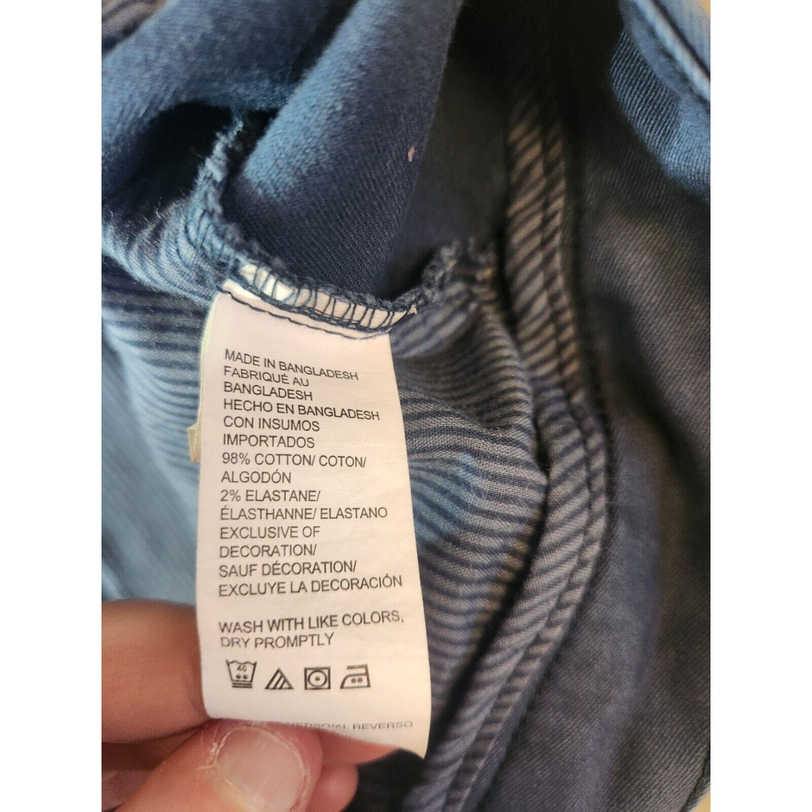 Izod IZOD Saltwater Shorts Mens 42 x 9.5in Blue Stretch Size US 42 / EU 58 - 10 Thumbnail