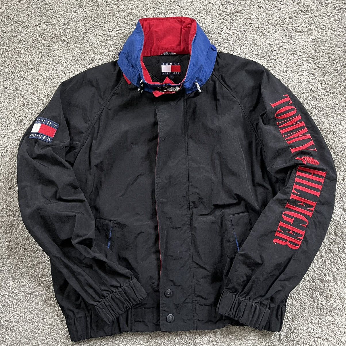 Tommy Hilfiger × Tommy Jeans 🔴Tommy Hilfiger Jacket Size XL Black Spellout Rare Vintage Size US XL / EU 56 / 4 - 1 Thumbnail
