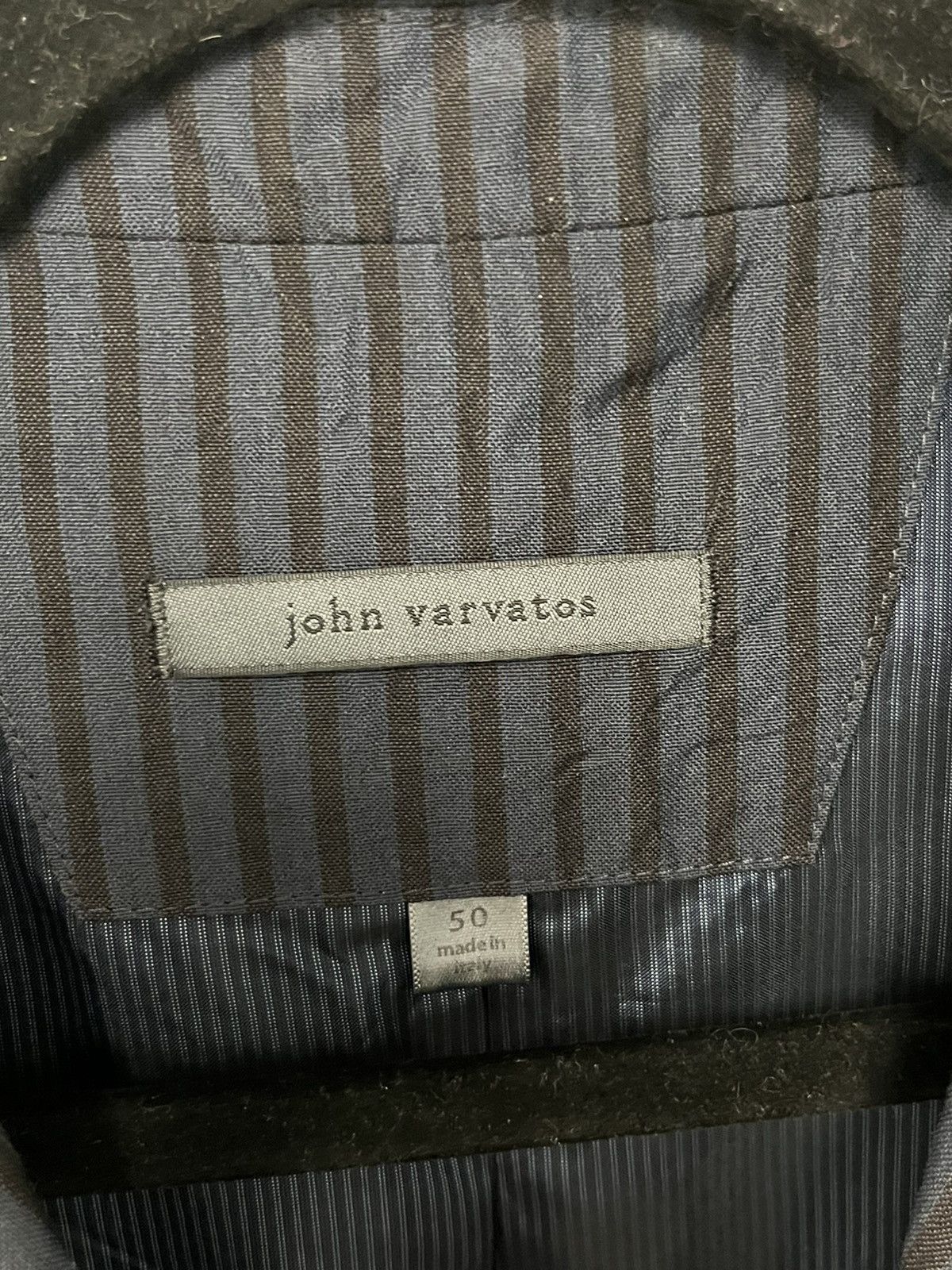 John Varvatos Peak lapel striped jacket. Size EU 50 USA 40 Size US M / EU 48-50 / 2 - 7 Thumbnail