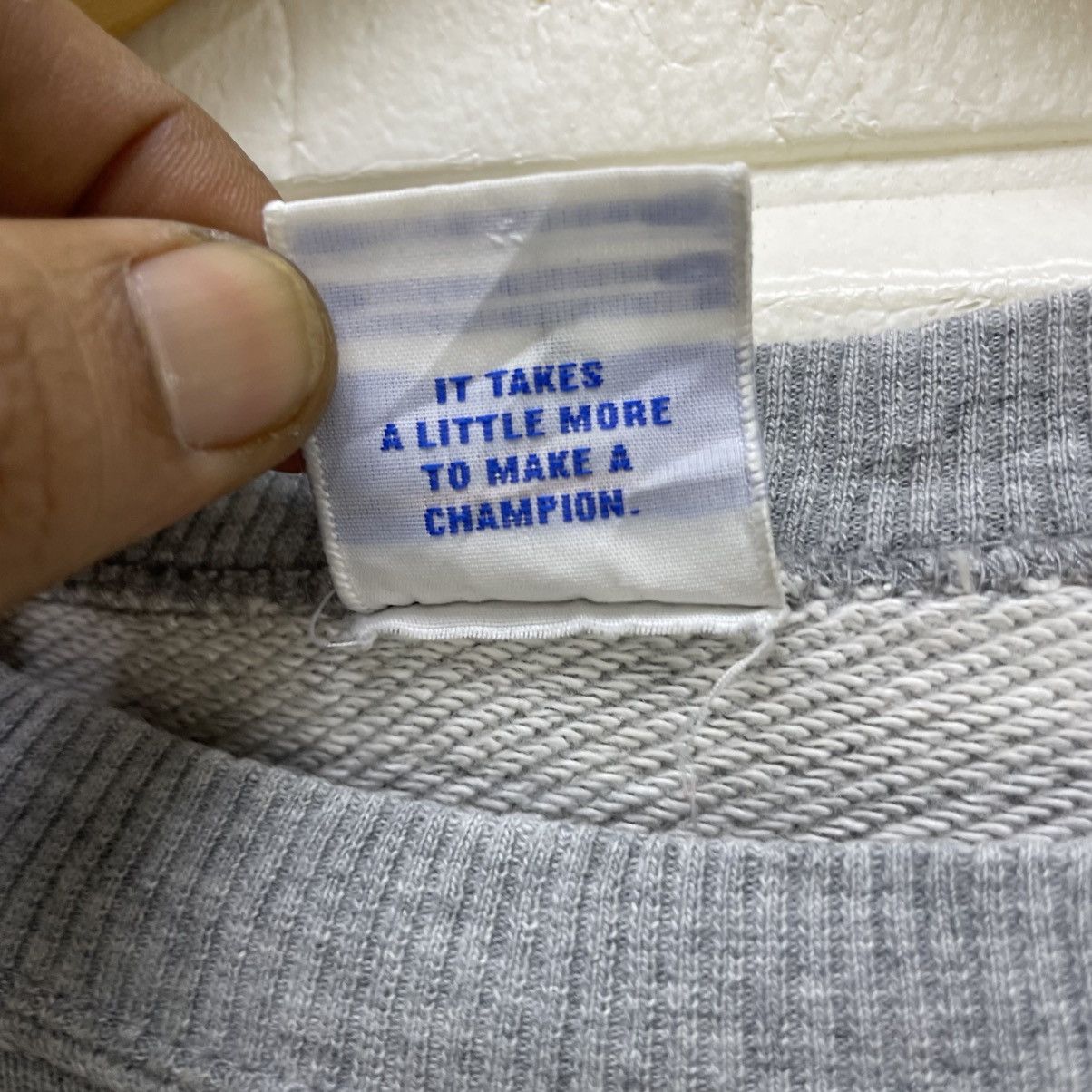 Champion 💥Vintage Champion Size US M / EU 48-50 / 2 - 5 Thumbnail
