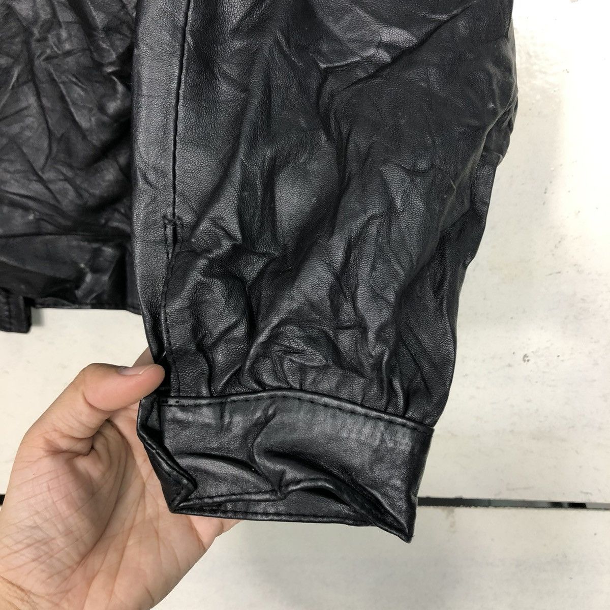 Genuine Leather 🔥VINTAGE UNBRANDED LEATHER BOMBER JACKET ISSEY MIYAKE Size US M / EU 48-50 / 2 - 17 Thumbnail