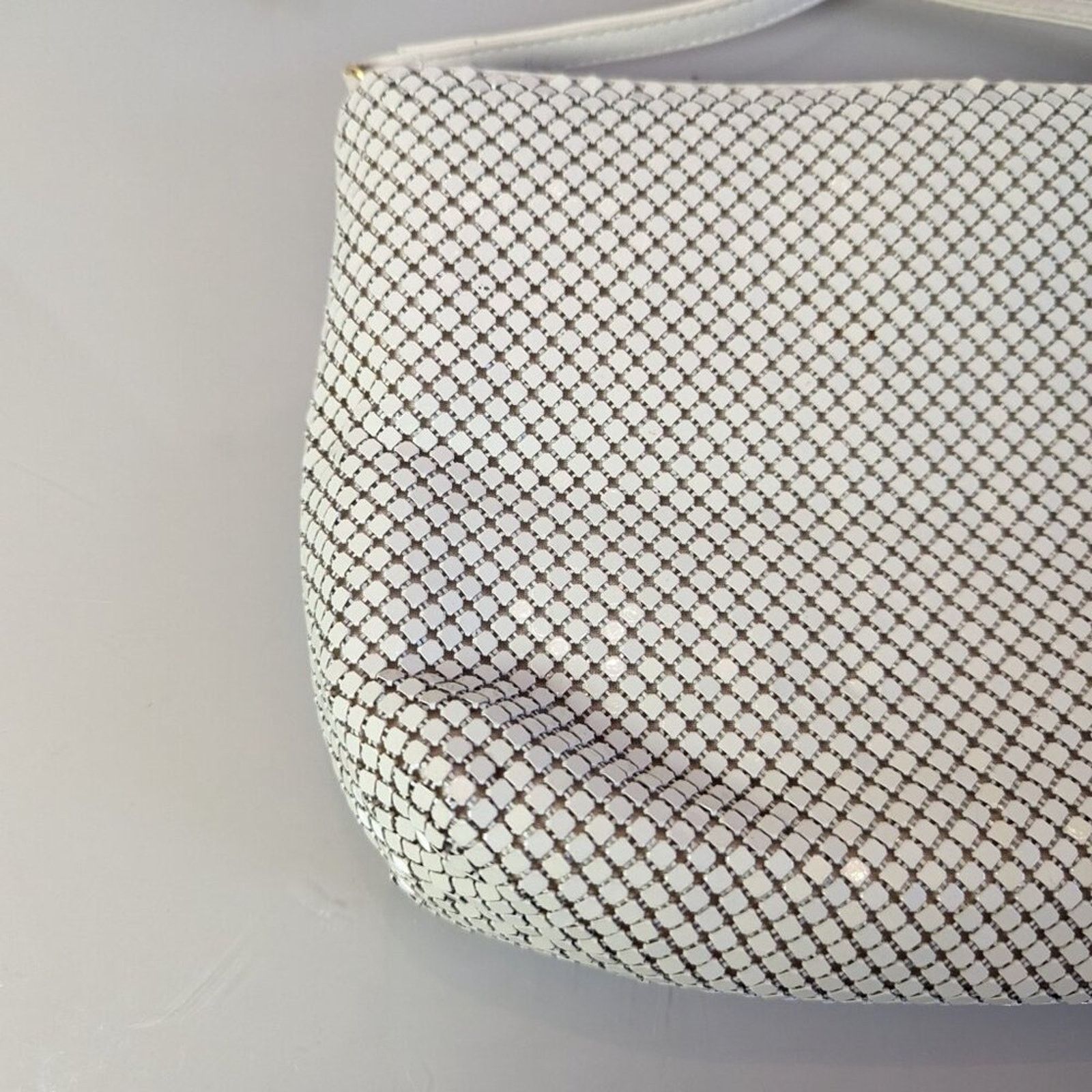 Vintage Whiting and Davis Vintage White Metal Mesh Crossbody Bag Size ONE SIZE - 9 Thumbnail