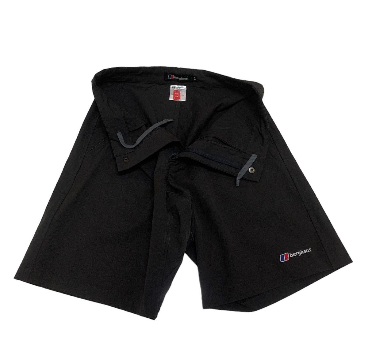 Berghaus Berghaus UK ripstop nylon outdoor shorts pant Size US 28 / EU 44 - 1 Thumbnail