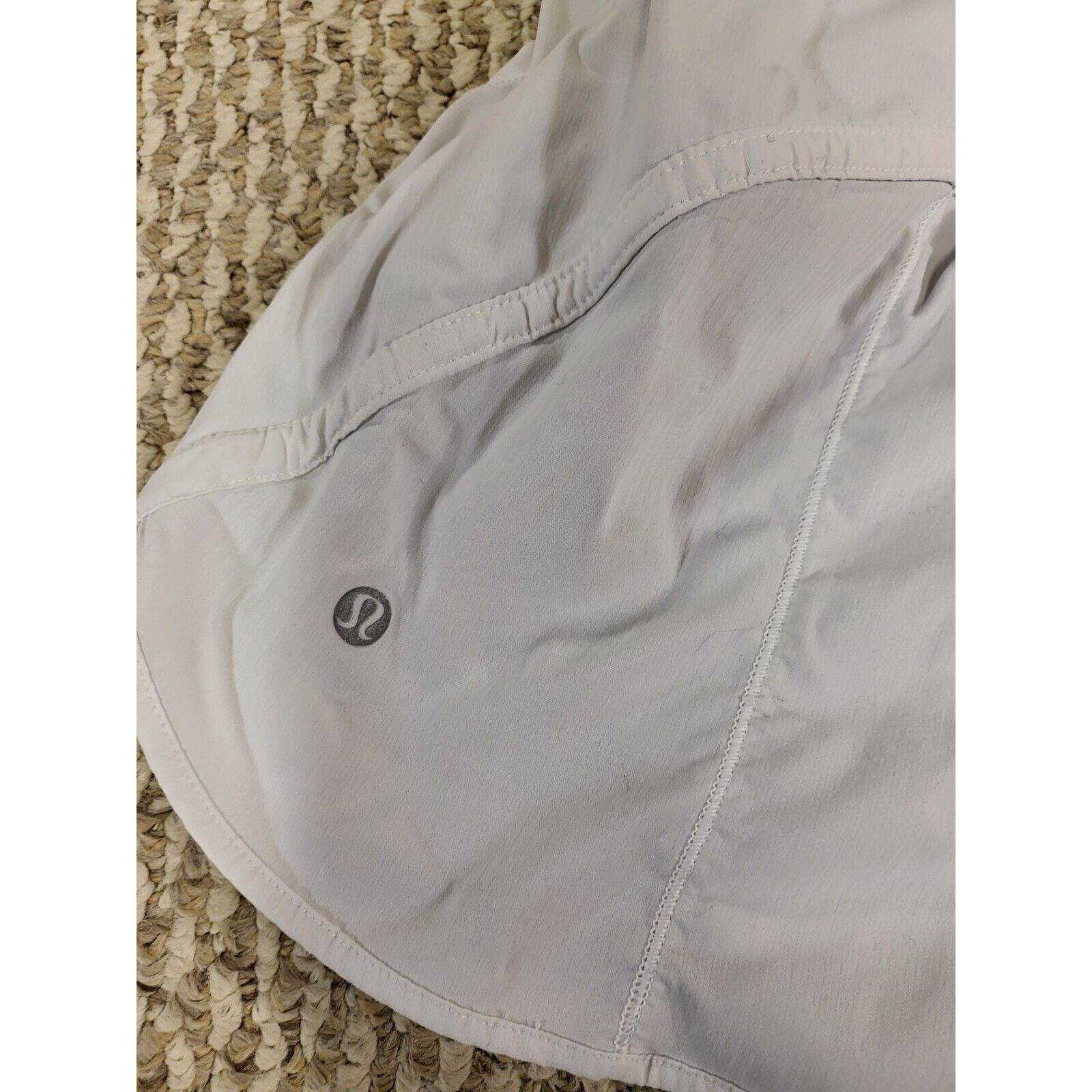 Lululemon lululemon womens size 8 Shorts White Size 30" / US 8 / IT 44 - 3 Thumbnail