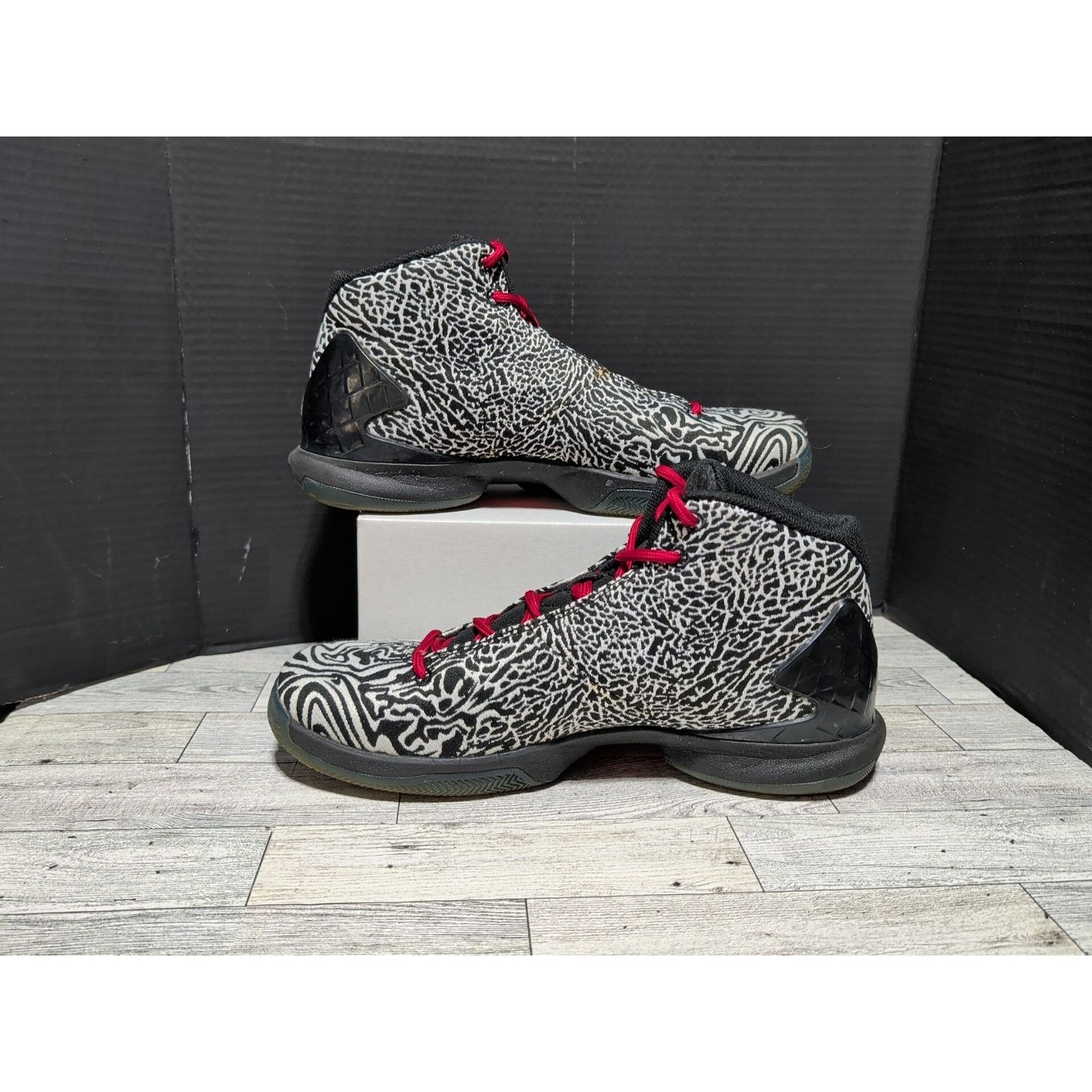 Nike Nike Jordan Super.Fly 4 JCRD Men's 10.5 Basketball Sneakers Size US 10.5 / EU 43-44 - 3 Thumbnail