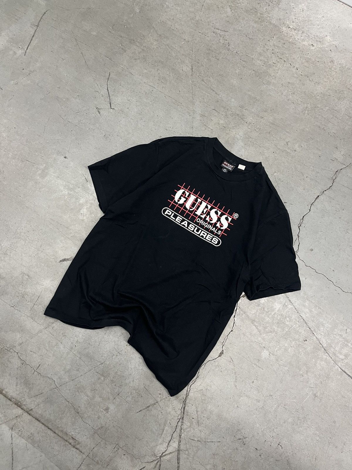 Guess × Pleasures Guess X Pleasures Tshirt Size US M / EU 48-50 / 2 - 2 Thumbnail