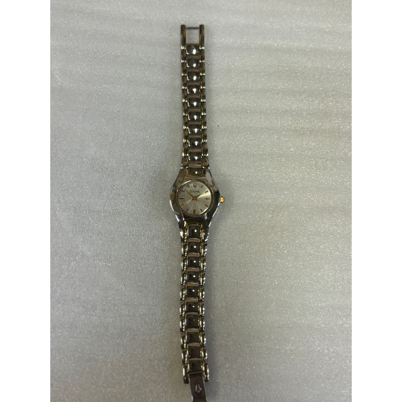 Bulova Bulova Silver Dial 2-Tone Women’s Watch! New Battery! Size ONE SIZE - 8 Thumbnail