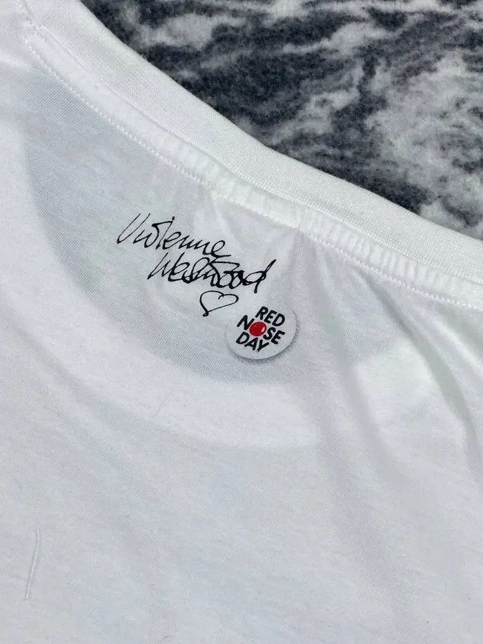 Vivienne Westwood Vivienne Westwood Comic Relief Red Nose Day T Shir Size US L / EU 52-54 / 3 - 7 Thumbnail