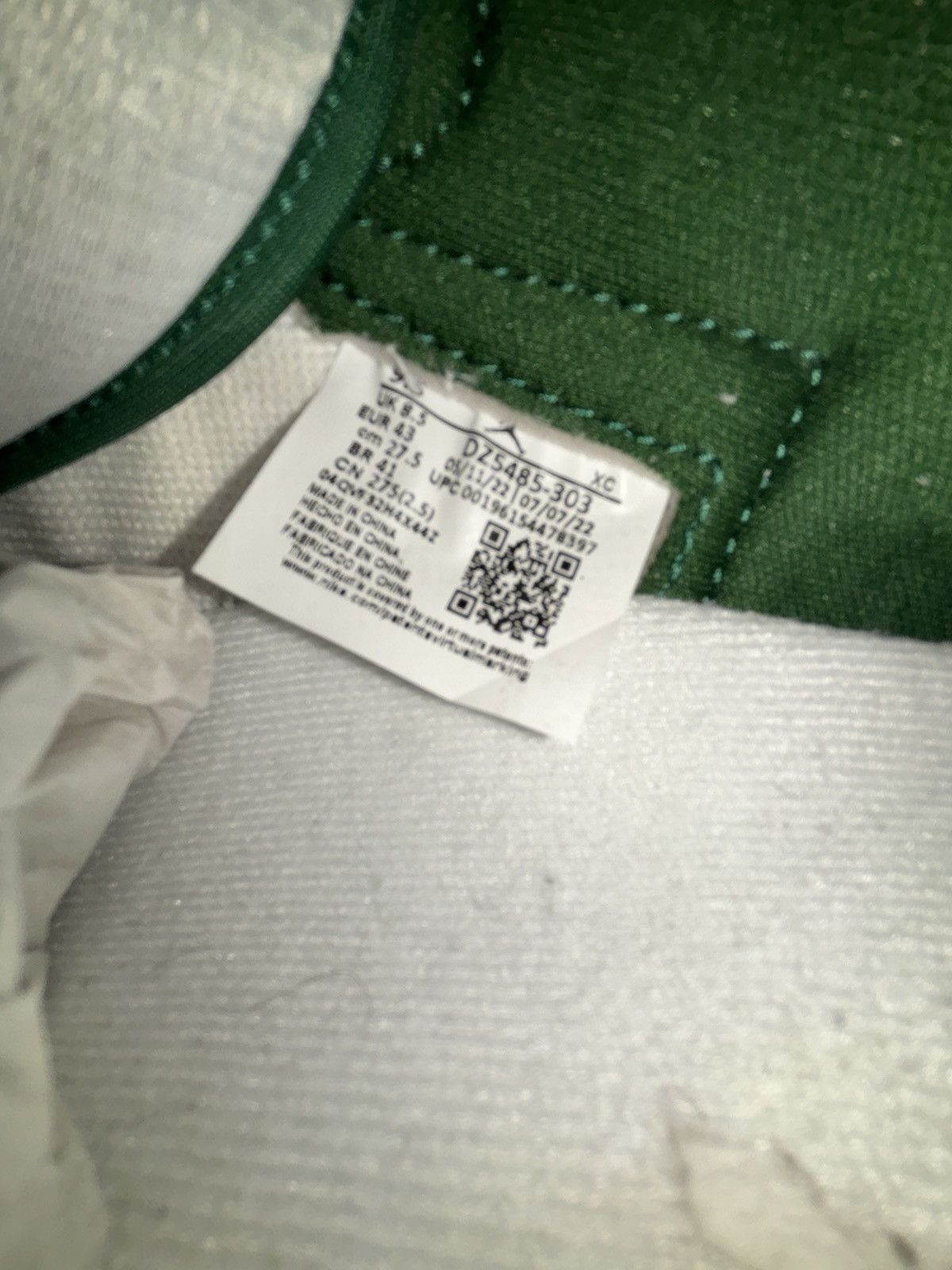 Jordan Brand Jordan 1 High OG Gorge Green Size US 9.5 / EU 42-43 - 9 Thumbnail