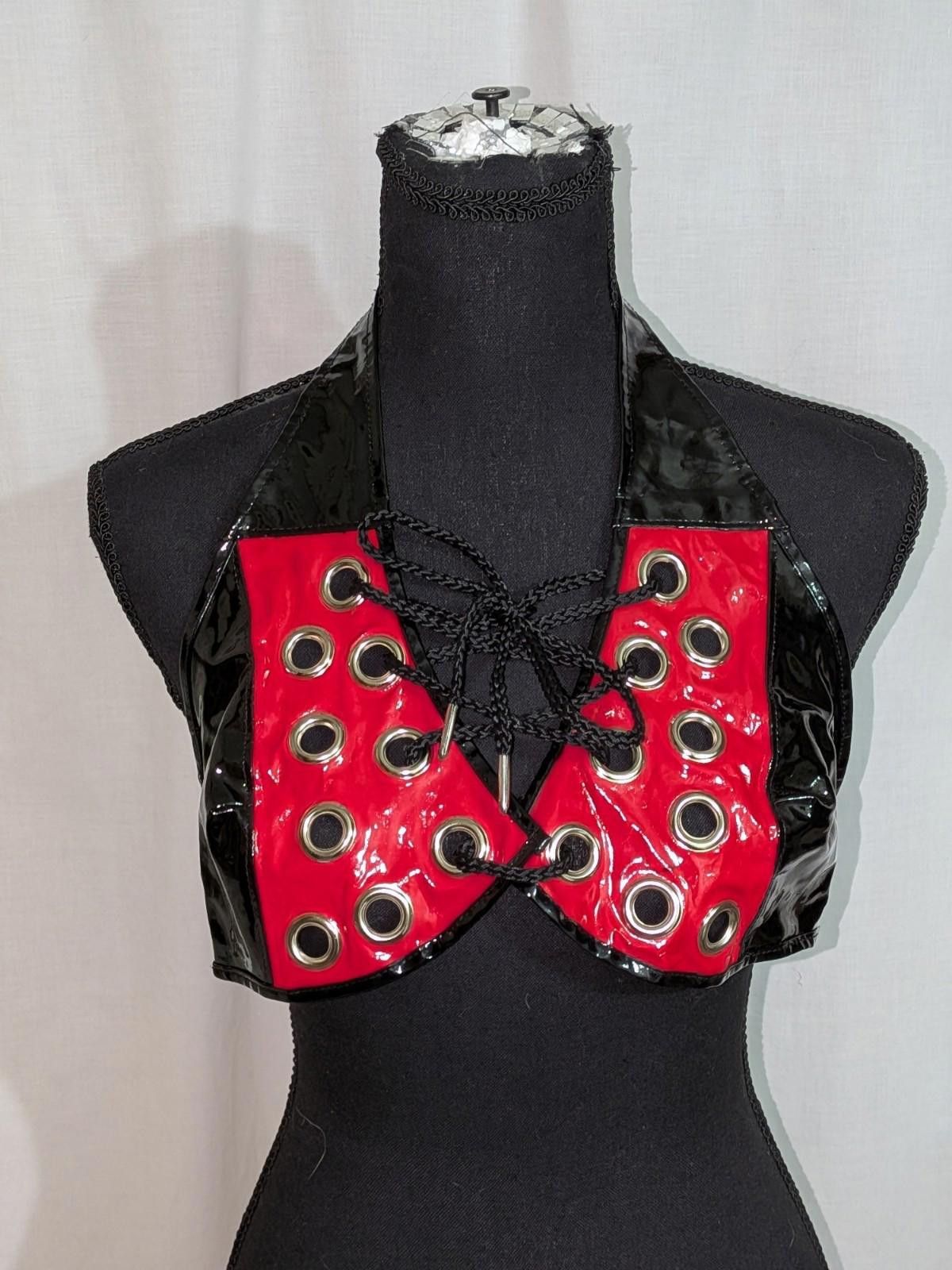 The Unbranded Brand VTG 90s Black & Red Vinyl Gothic Vampire Fetish Clubwear Bra Size ONE SIZE - 1 Thumbnail