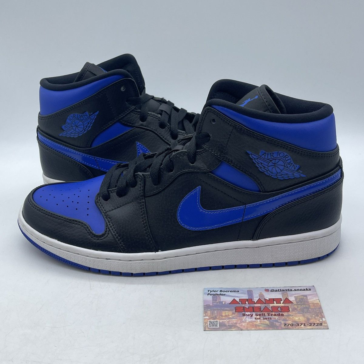Jordan Brand Air Jordan 1 mid black hyper royal Size US 11 / EU 44 - 1 Thumbnail