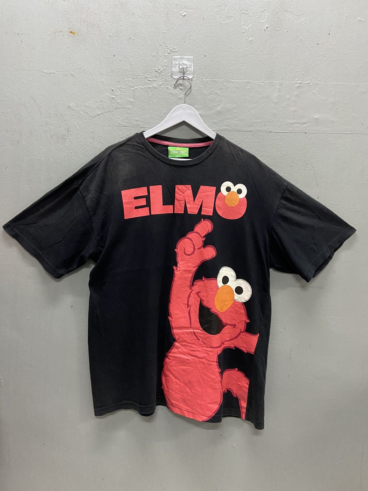 Disney ELMO SESAME STREET BIG PRINT TEE SHIRT Size US XXL / EU 58 / 5 - 1 Thumbnail