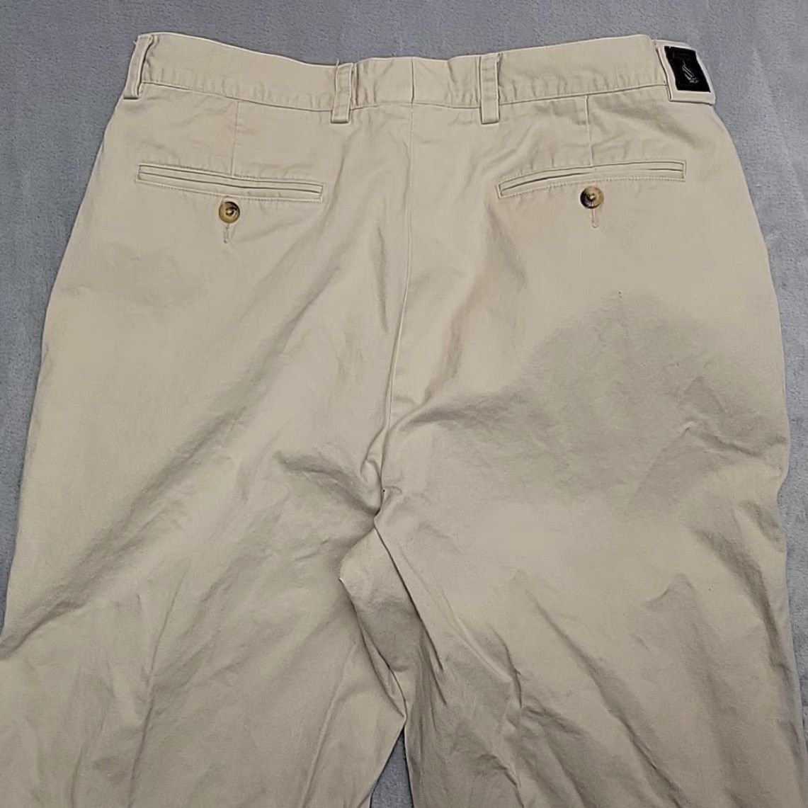 Vintage VINTAGE Nautica Pants Mens 36x34 Khaki Pleated Cotton Chino Preppy Retro Size US 36 / EU 52 - 5 Thumbnail