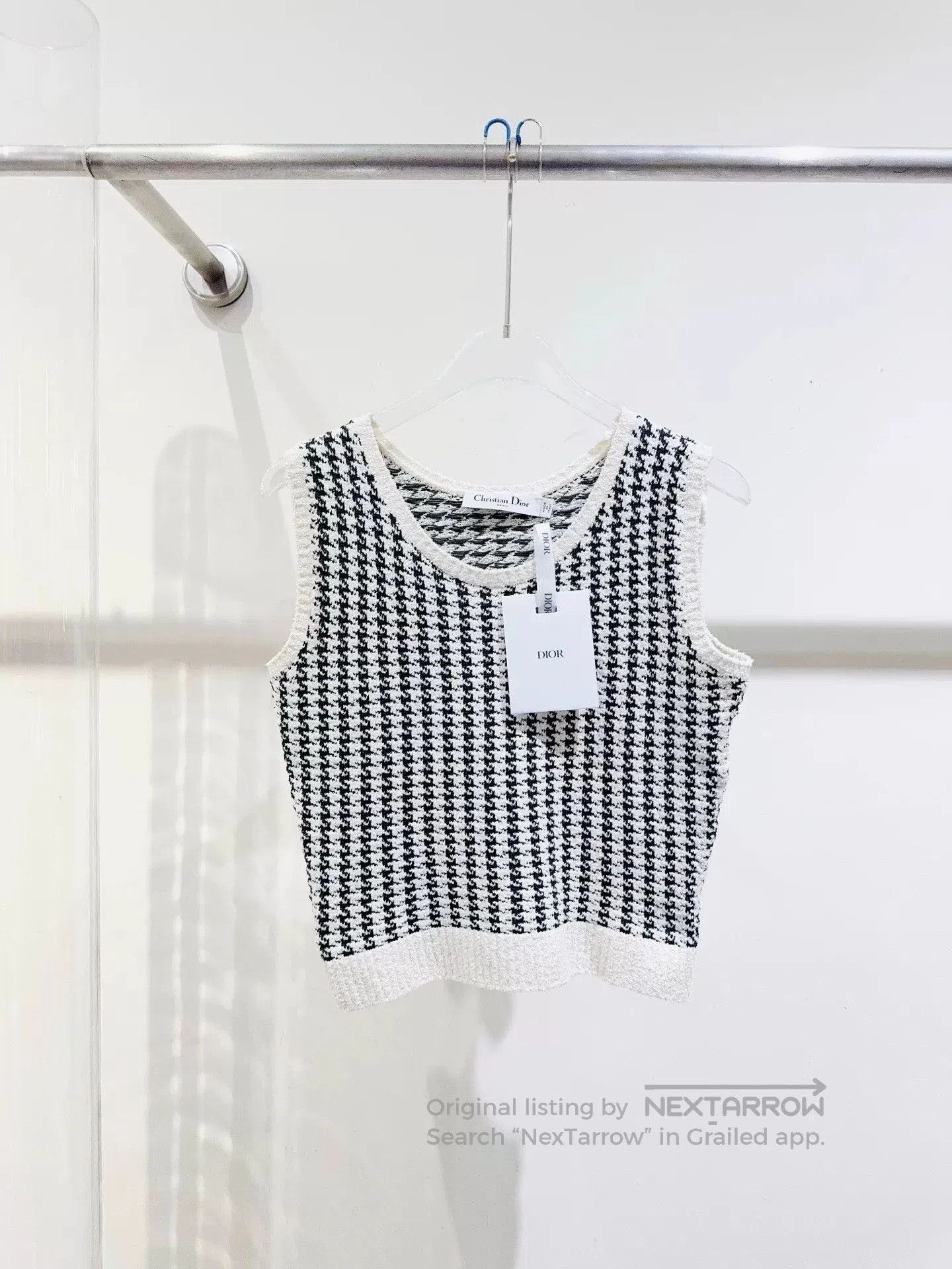 Dior Dior Spring/Summer 24 Houndstooth Vest. Size XS / US 0-2 / IT 36-38 - 1 Thumbnail