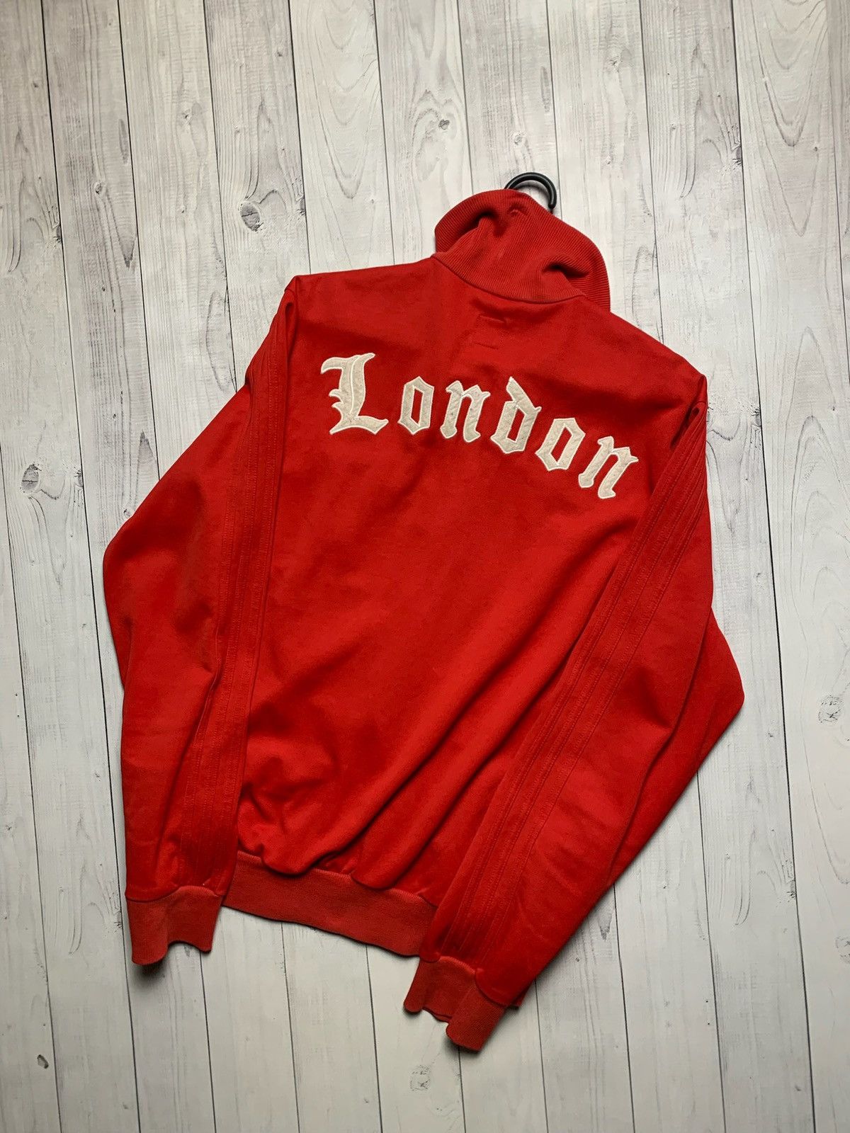 Adidas × Vintage Vintage adidas London track jacket size L red rare Dog Size US L / EU 52-54 / 3 - 2 Thumbnail