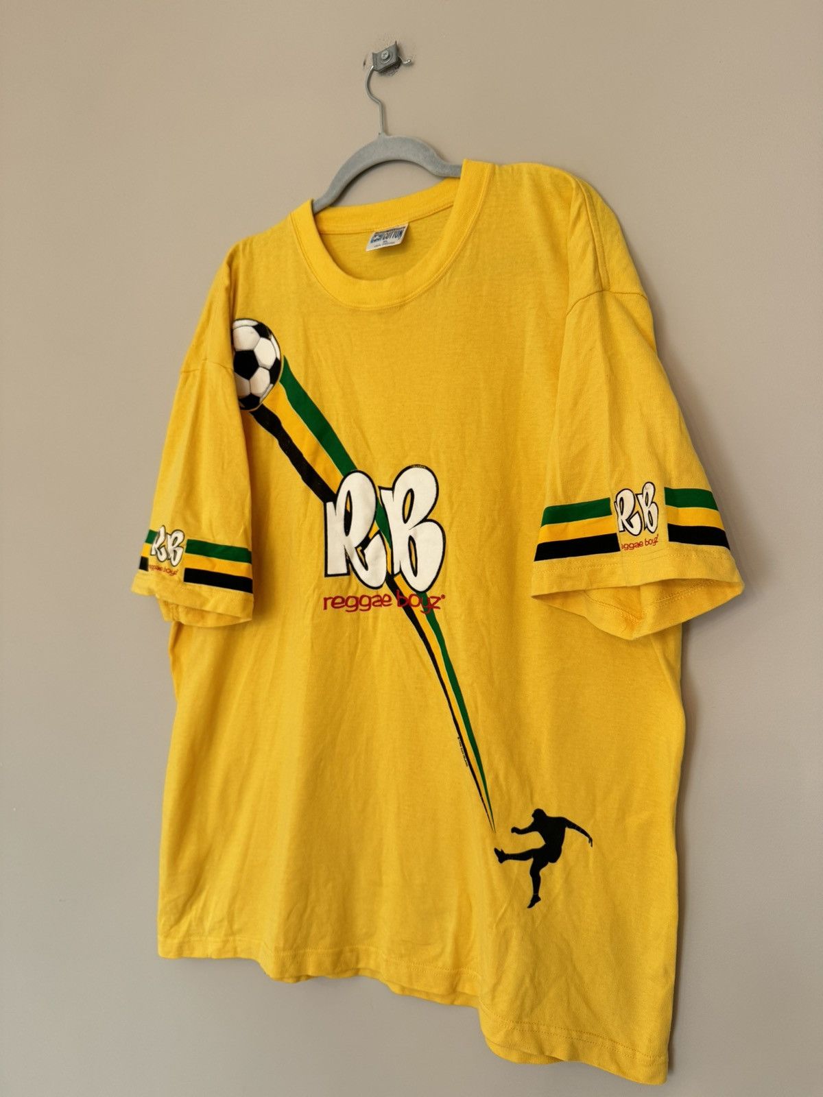 Vintage Vintage t shirt Reggae Boyz football rare 1998 Size US XL / EU 56 / 4 - 2 Thumbnail