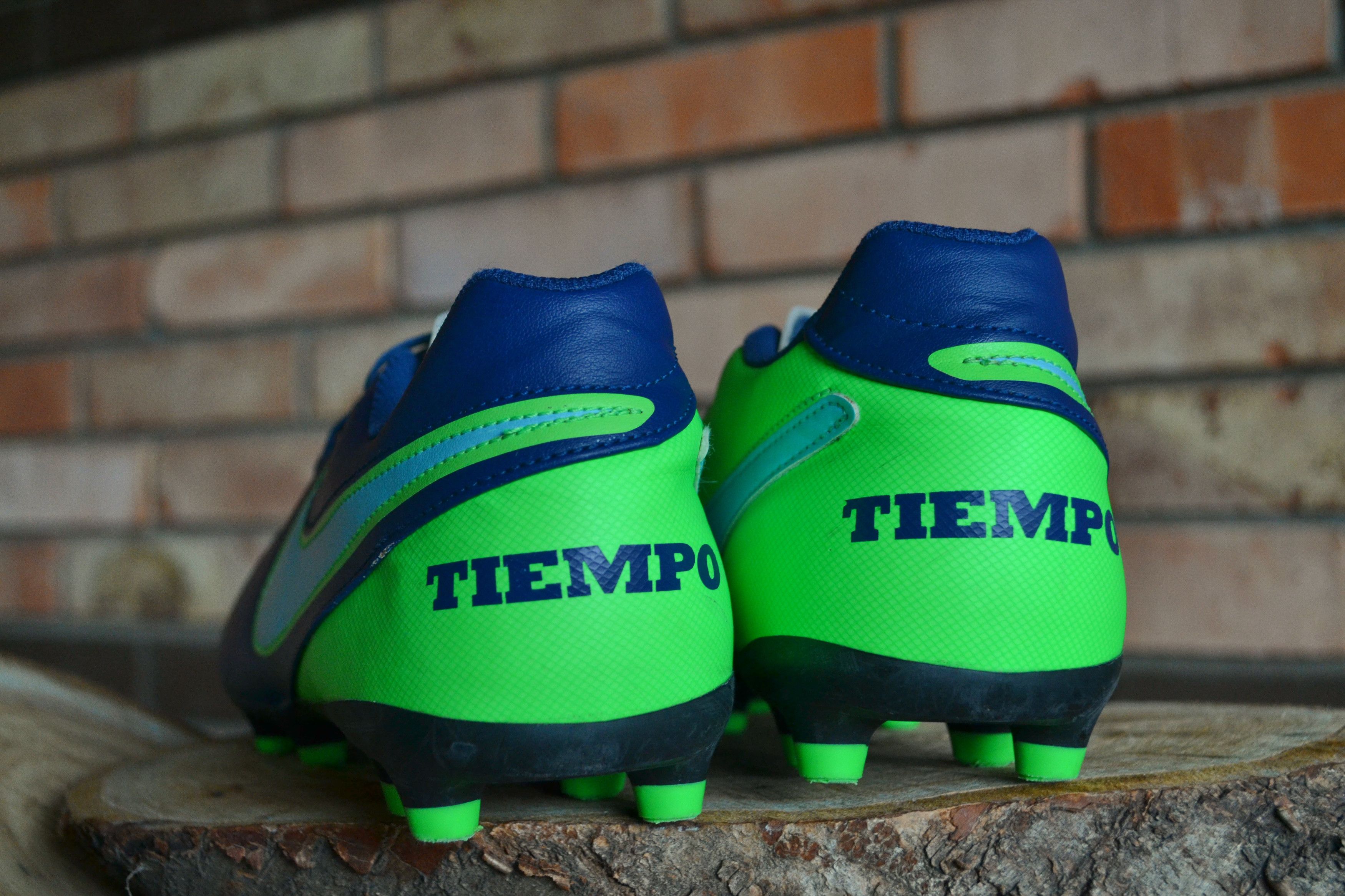 Nike Nike Tiempo Size US 10.5 / EU 43-44 - 2 Thumbnail