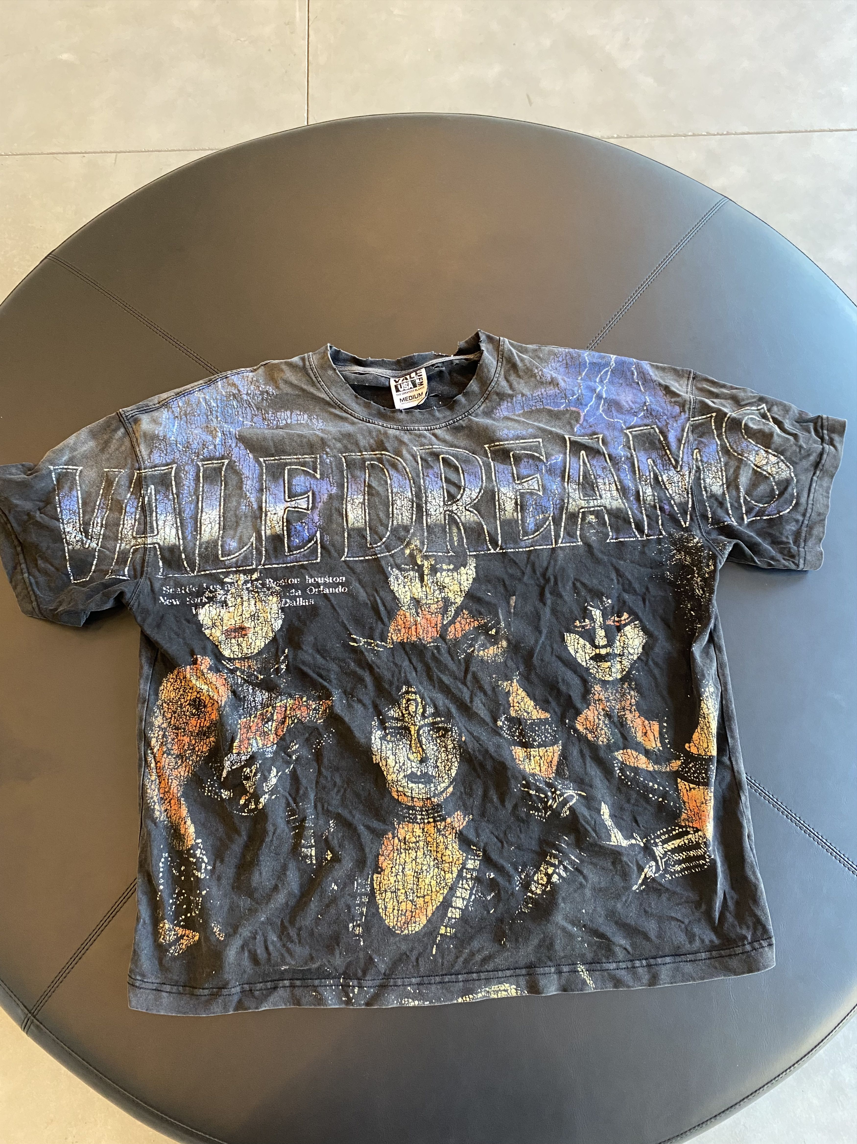 Vale Vale Forever "Kiss" Tee Size US M / EU 48-50 / 2 - 1 Thumbnail