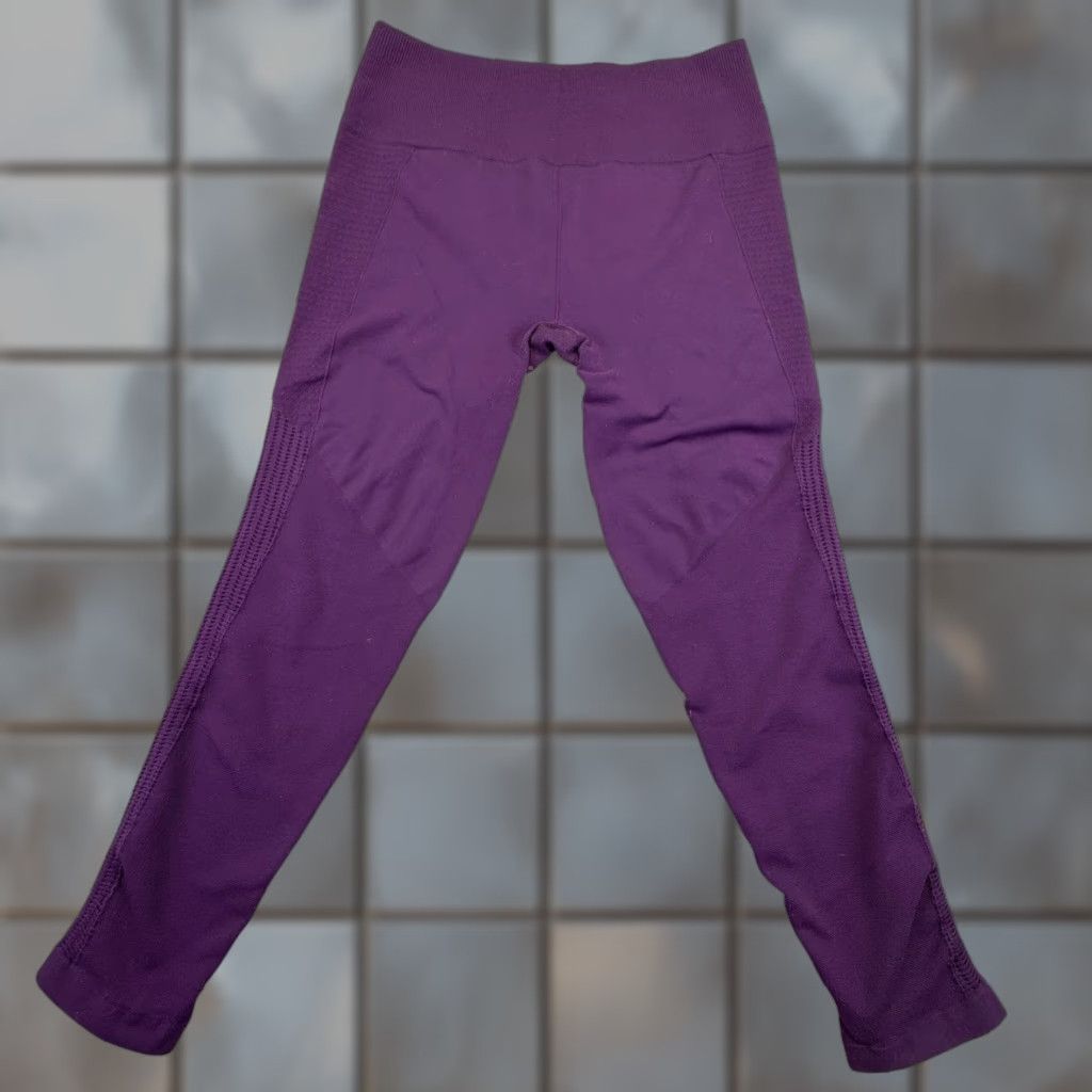 Lululemon VINTAGE Lululemon Align Leggings Women's S Purple Seamless Yoga Activewear Size 28" / US 6 / IT 42 - 1 Thumbnail