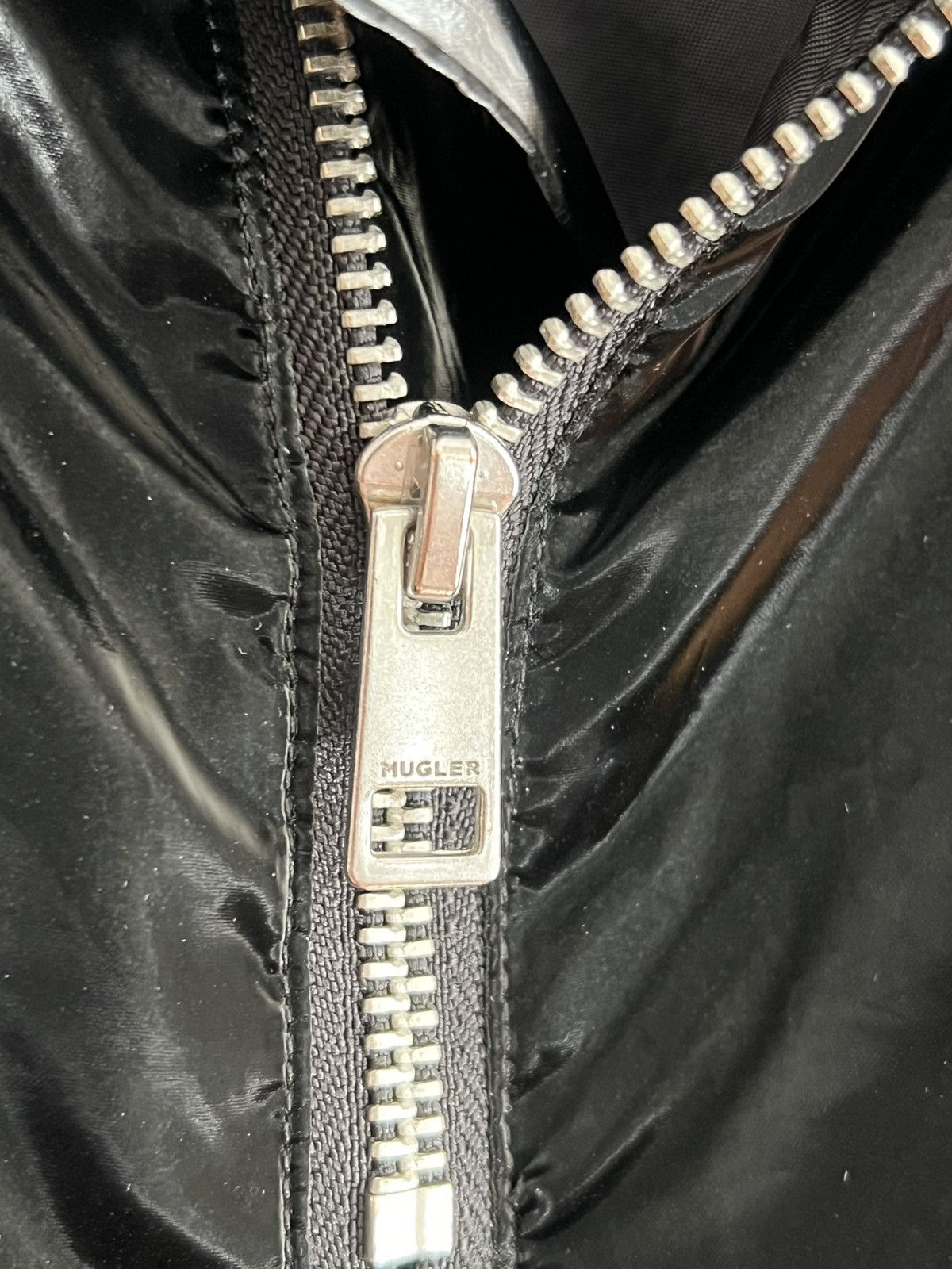 Mugler Mugler x H&M 5 zip shiny trousers Size US 34 / EU 50 - 3 Thumbnail