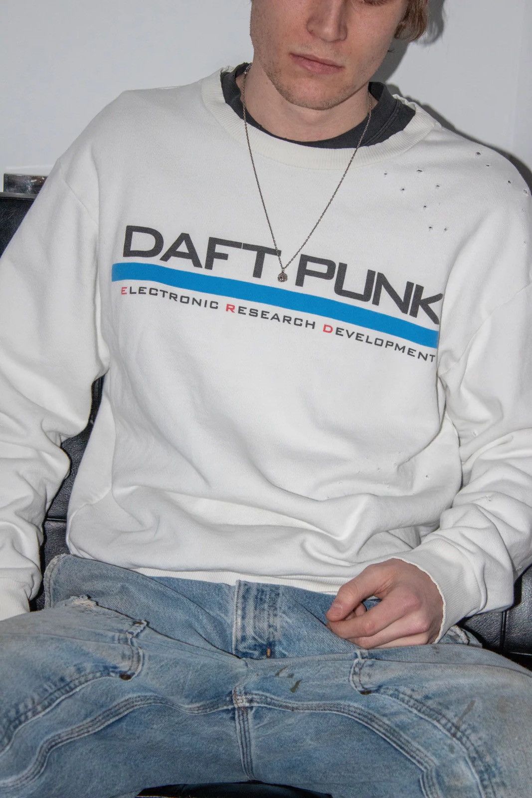 Enfants Riches Deprimes 🚭GRAIL🚭 1/25 DAFT PUNK "ELECTRONIC RESEARCH DEV" CREWNECK Size US XL / EU 56 / 4 - 10 Thumbnail